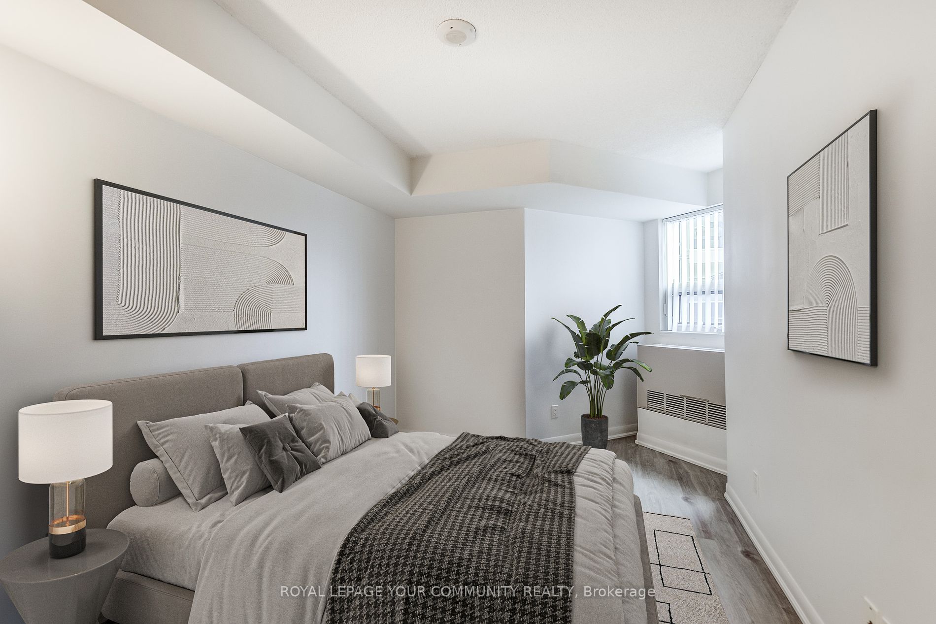 5793 Yonge St, #211