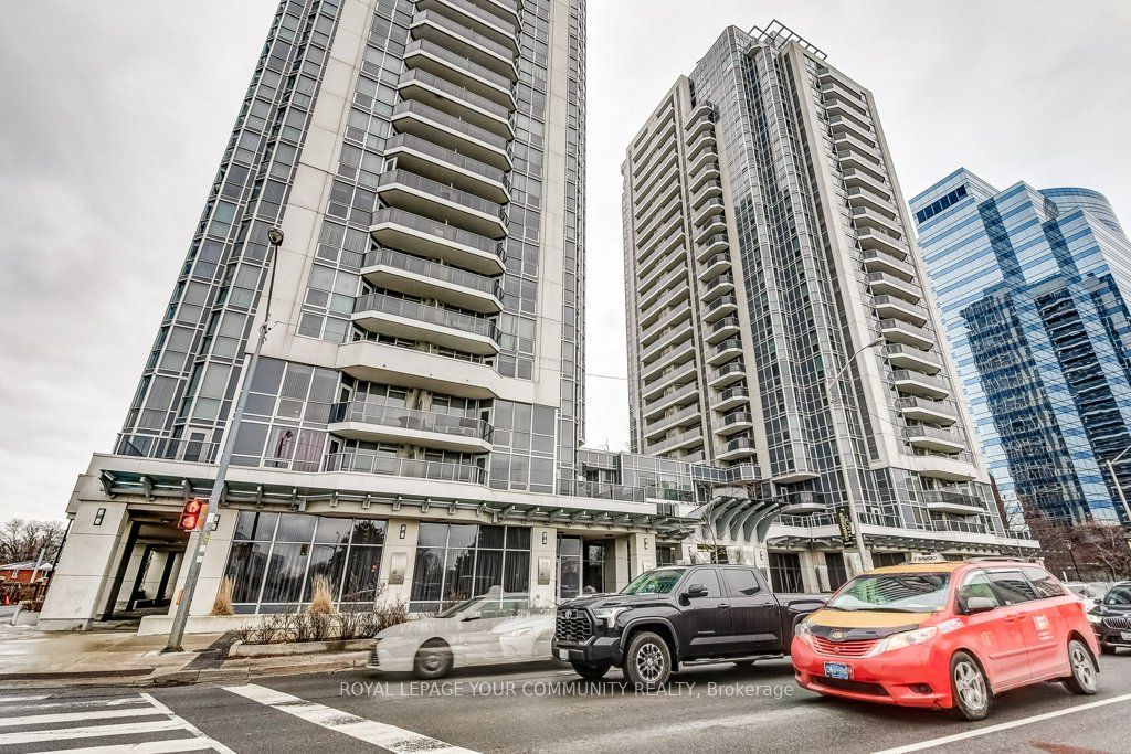 5793 Yonge St, #211
