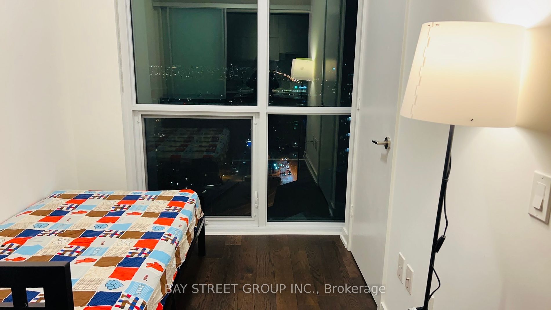 1 Yorkville Ave, #2008