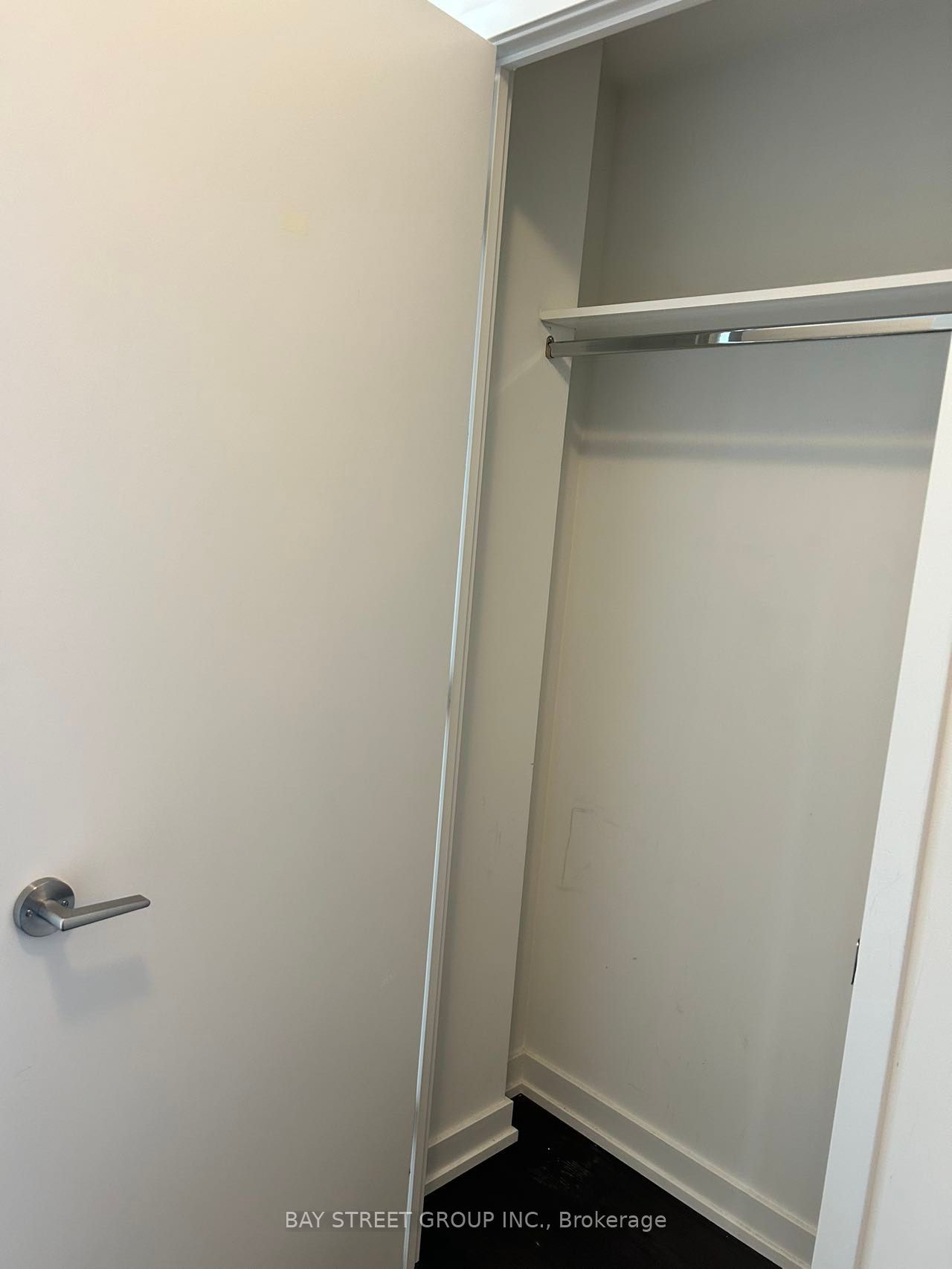 1 Yorkville Ave, #2008