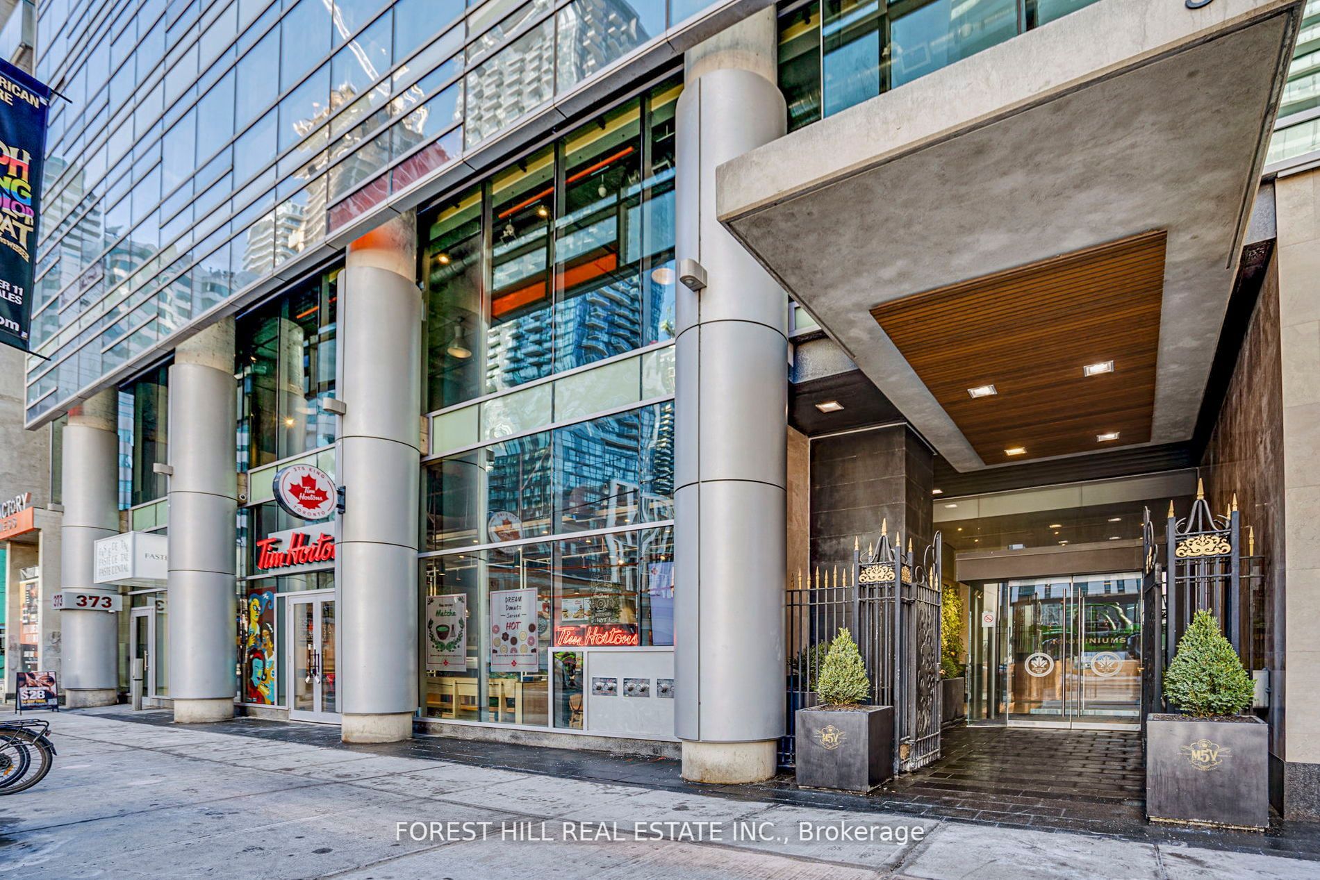 375 King St W, #2603
