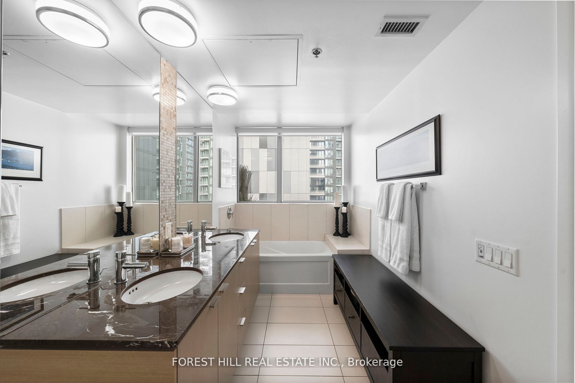 375 King St W, #2603