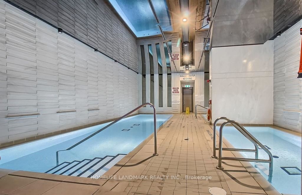 19 Bathurst Street #2906