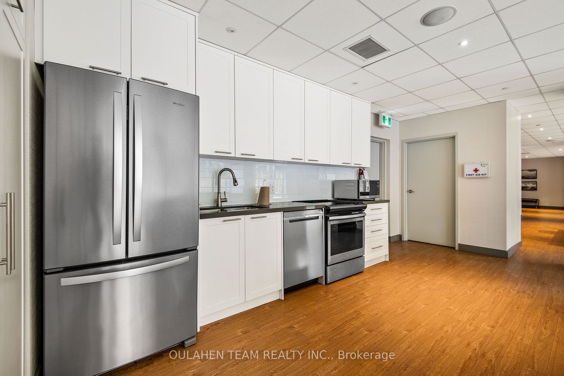 955 Millwood Road, #217