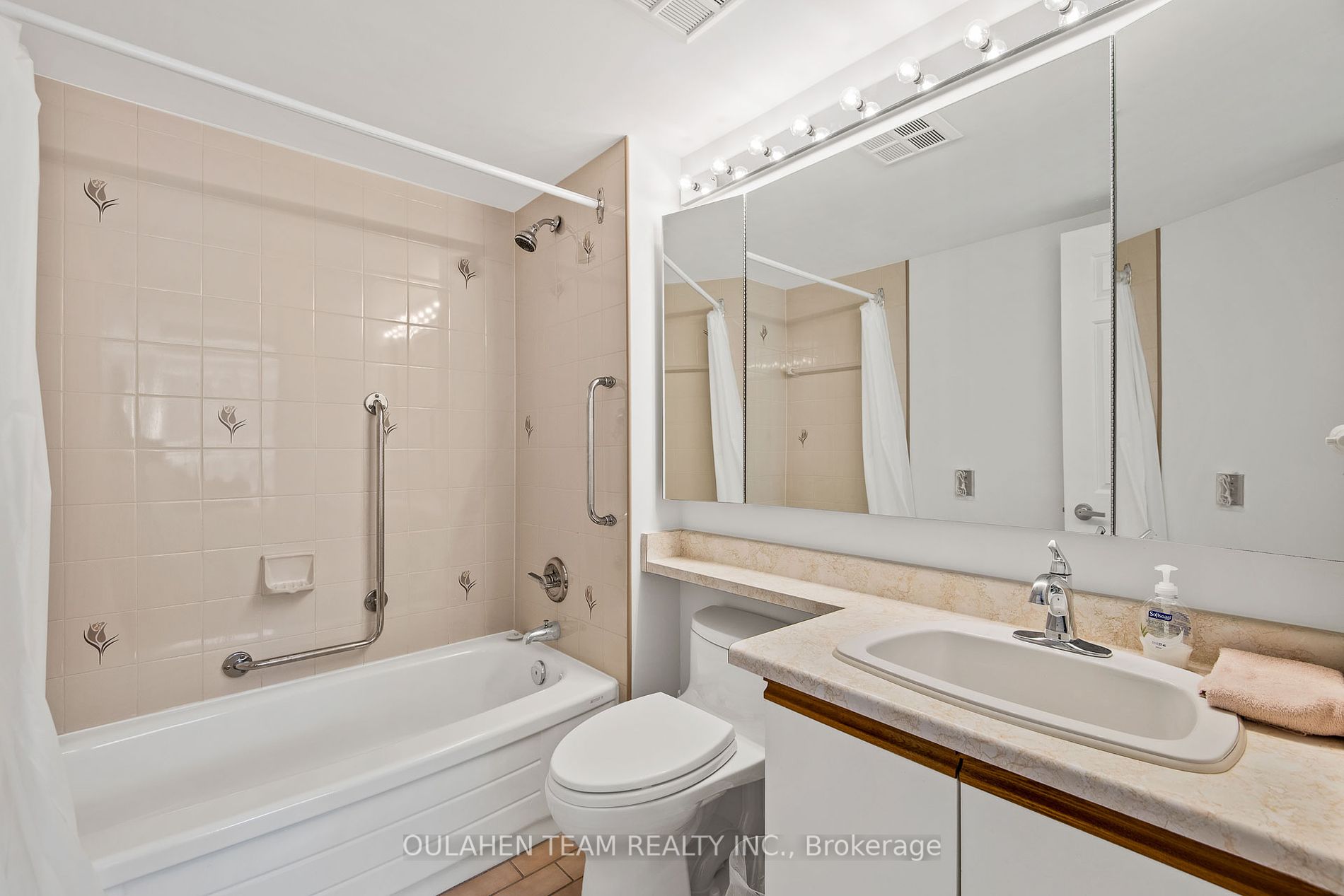955 Millwood Road, #217