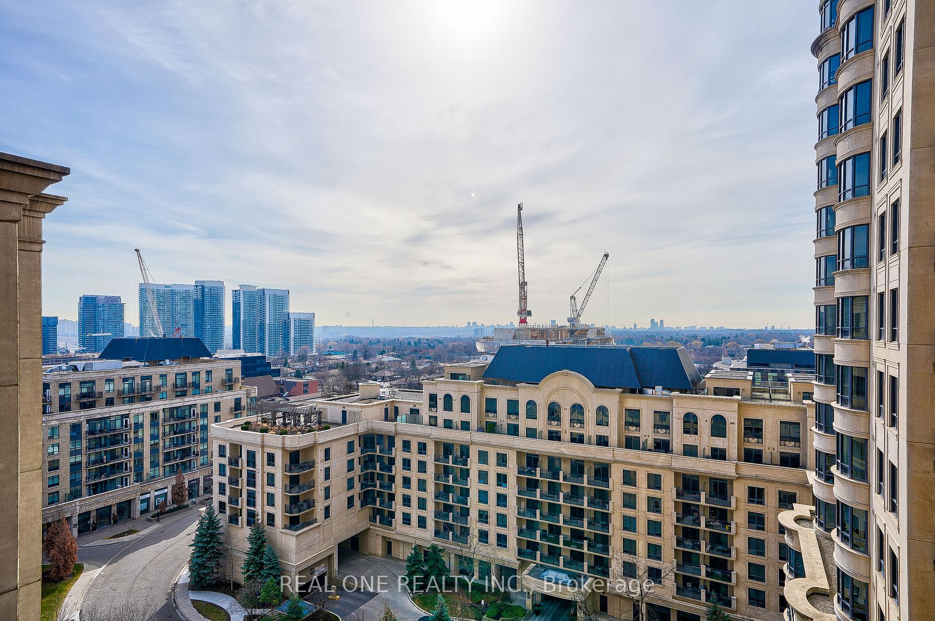 662 Sheppard Avenue E, #1203