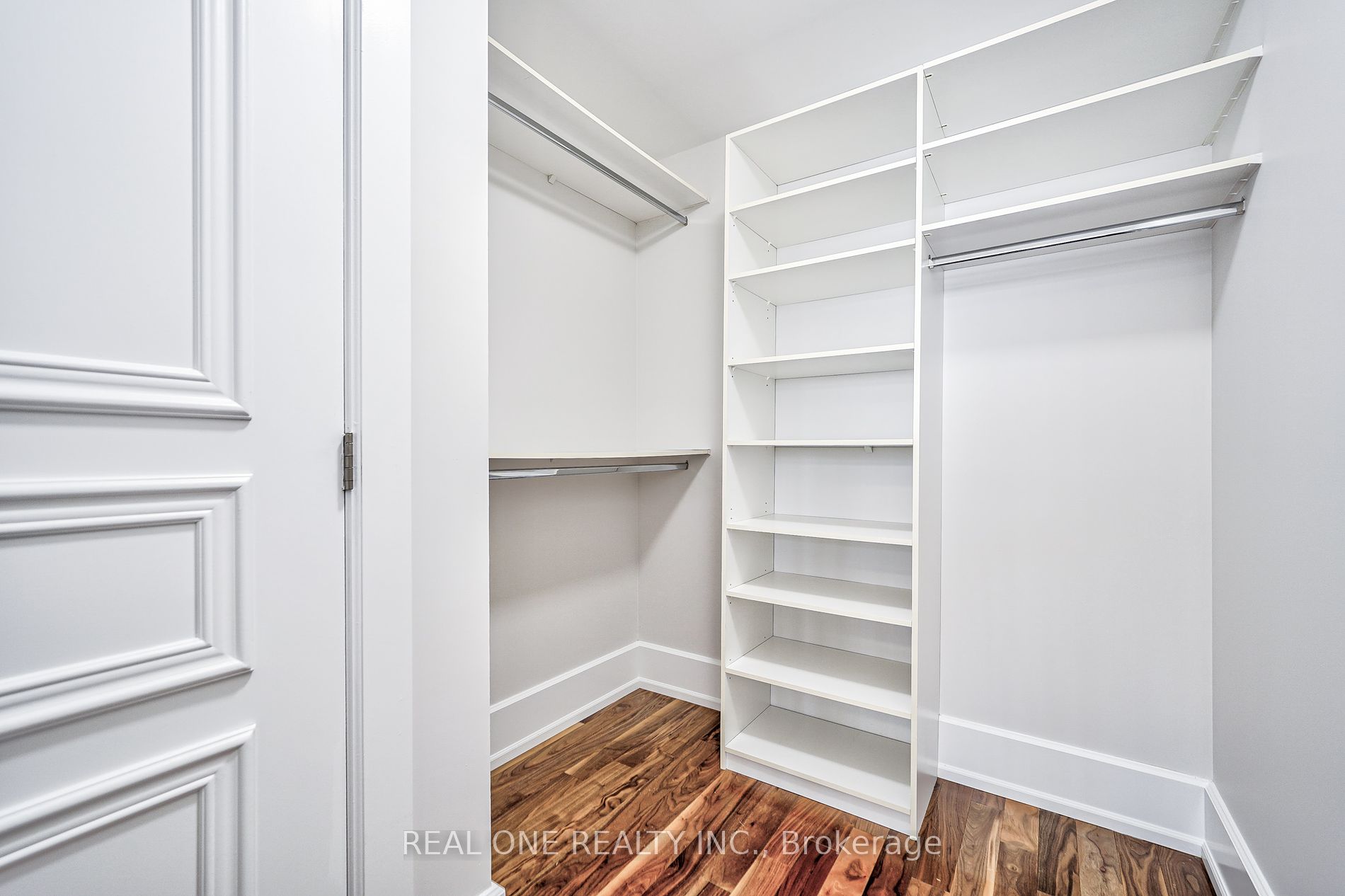 662 Sheppard Avenue E, #1203