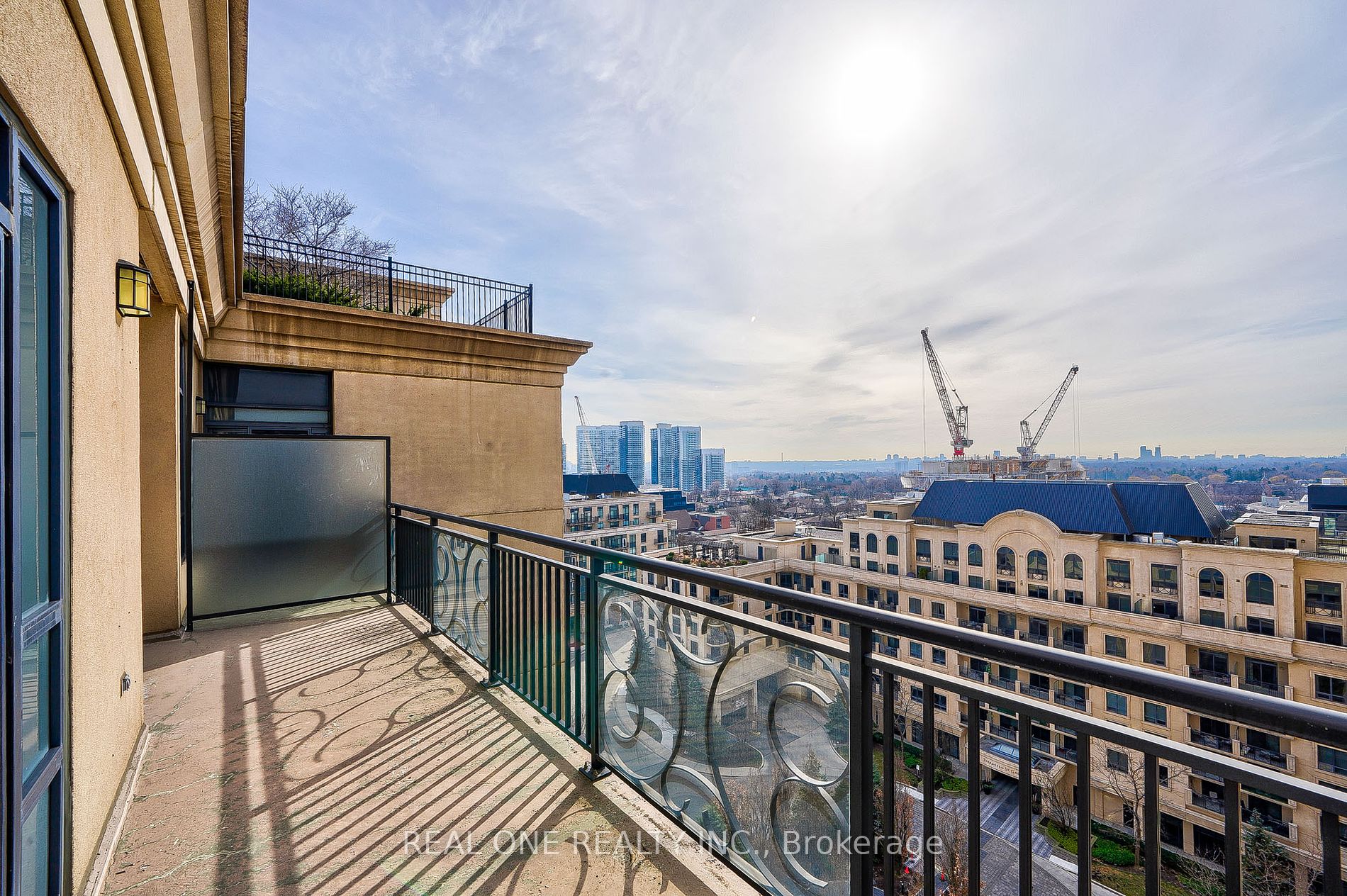 662 Sheppard Avenue E, #1203