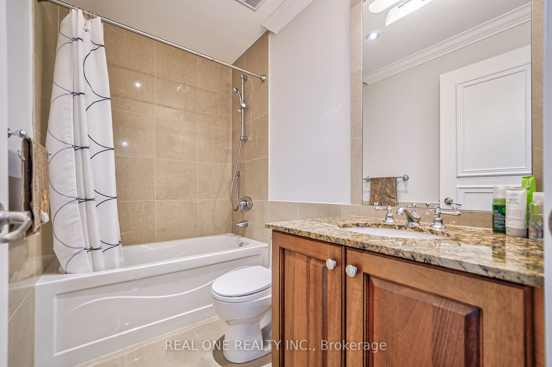 662 Sheppard Avenue E, #1203