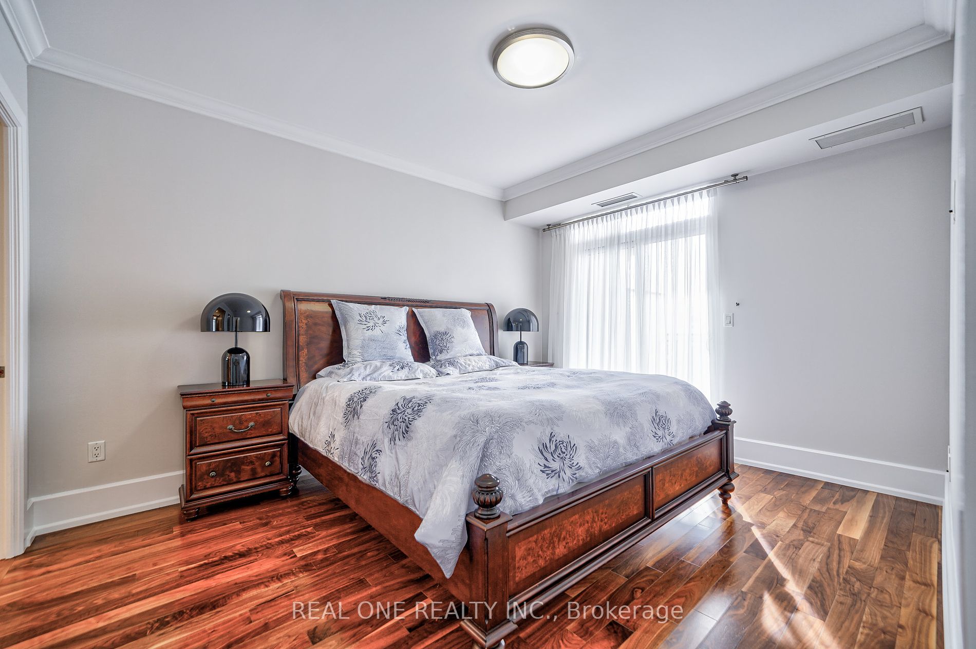 662 Sheppard Avenue E, #1203