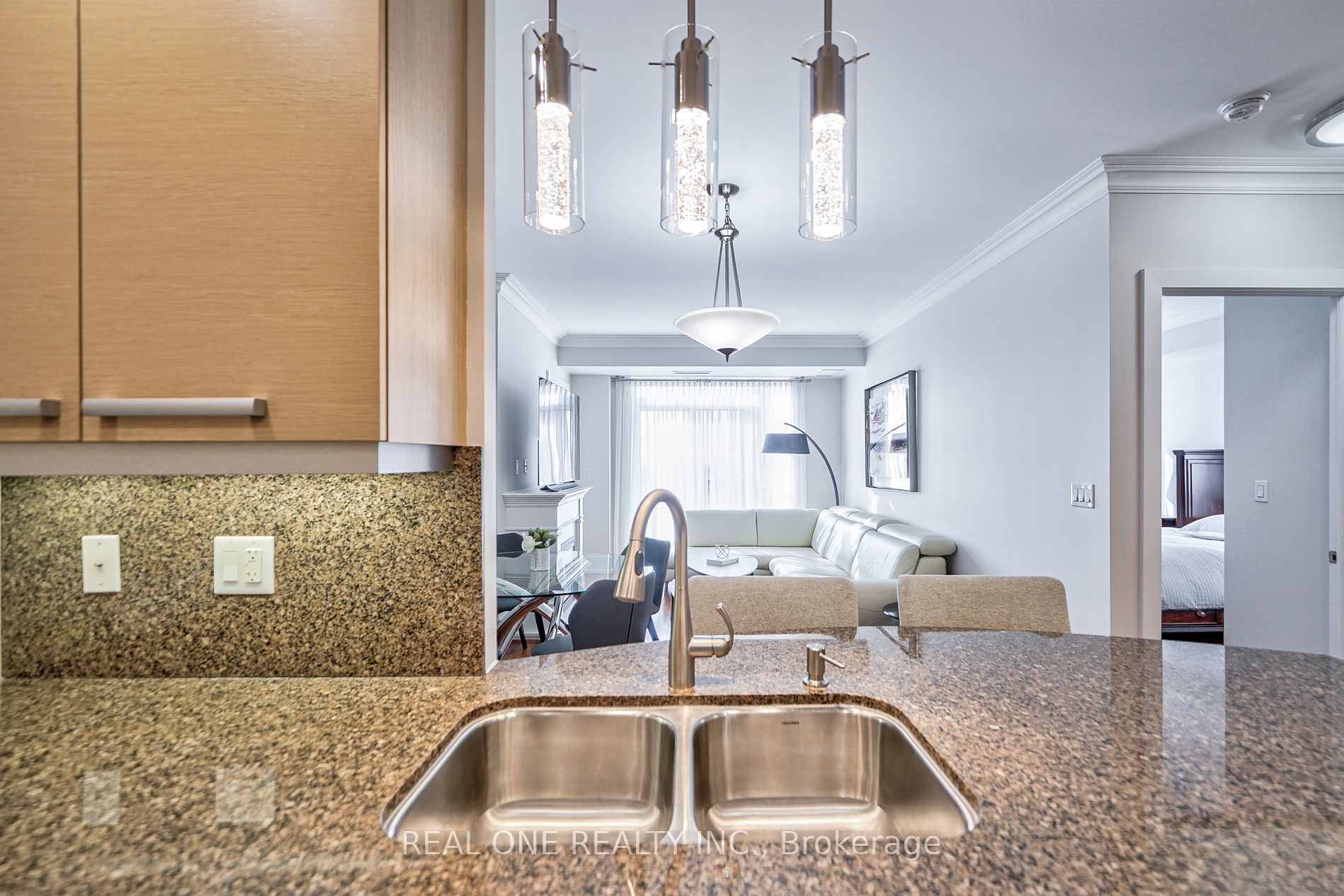 662 Sheppard Avenue E, #1203