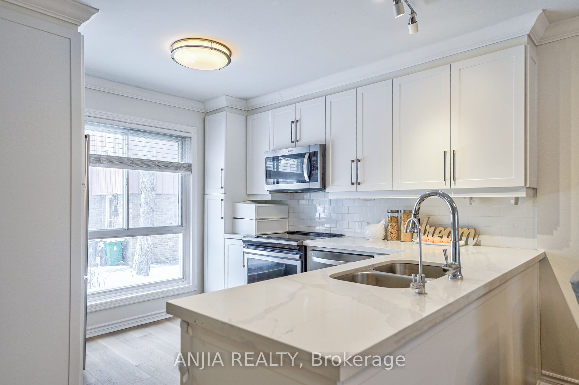 32 Thorny Vineway, #15