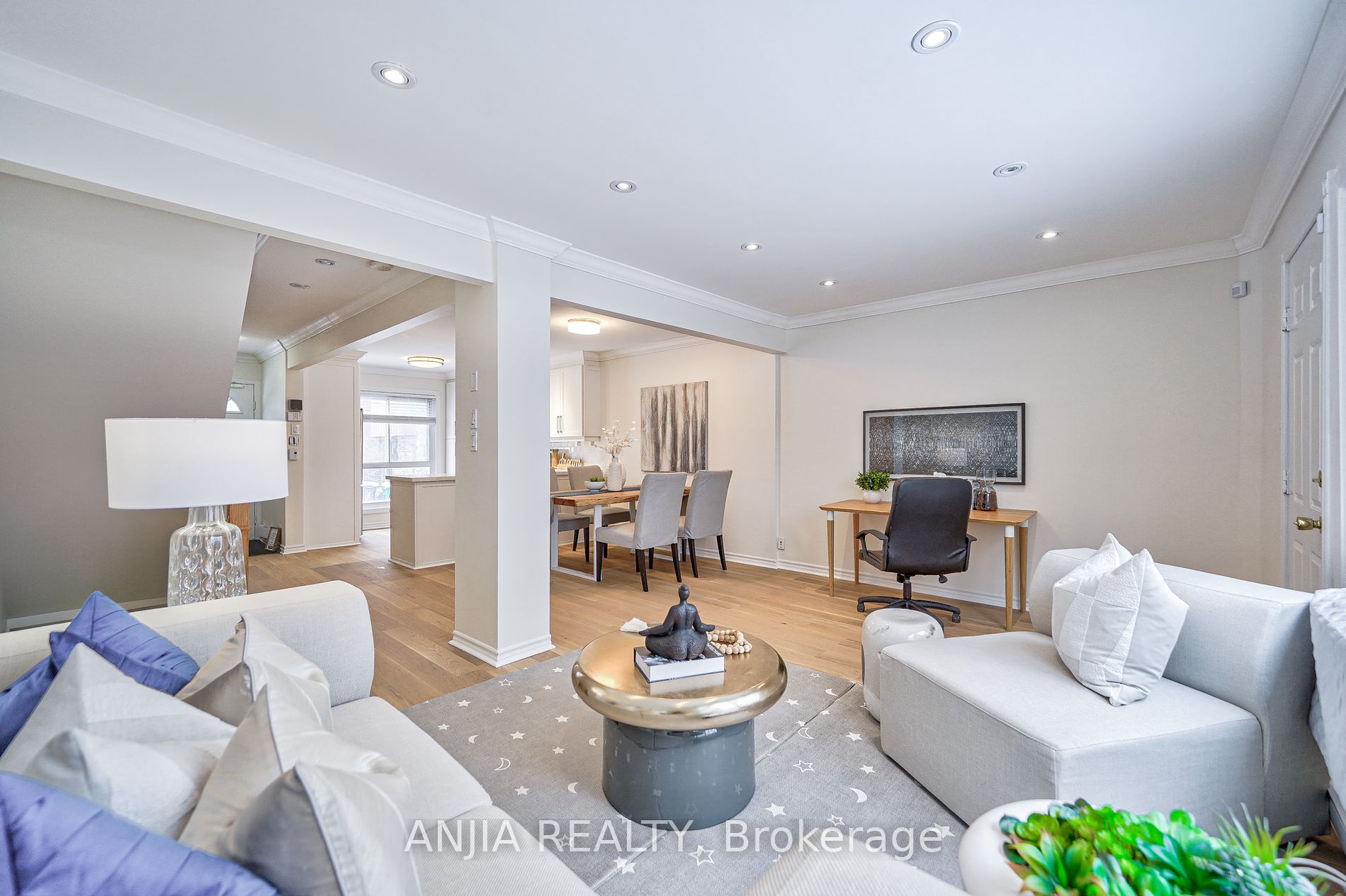 32 Thorny Vineway, #15