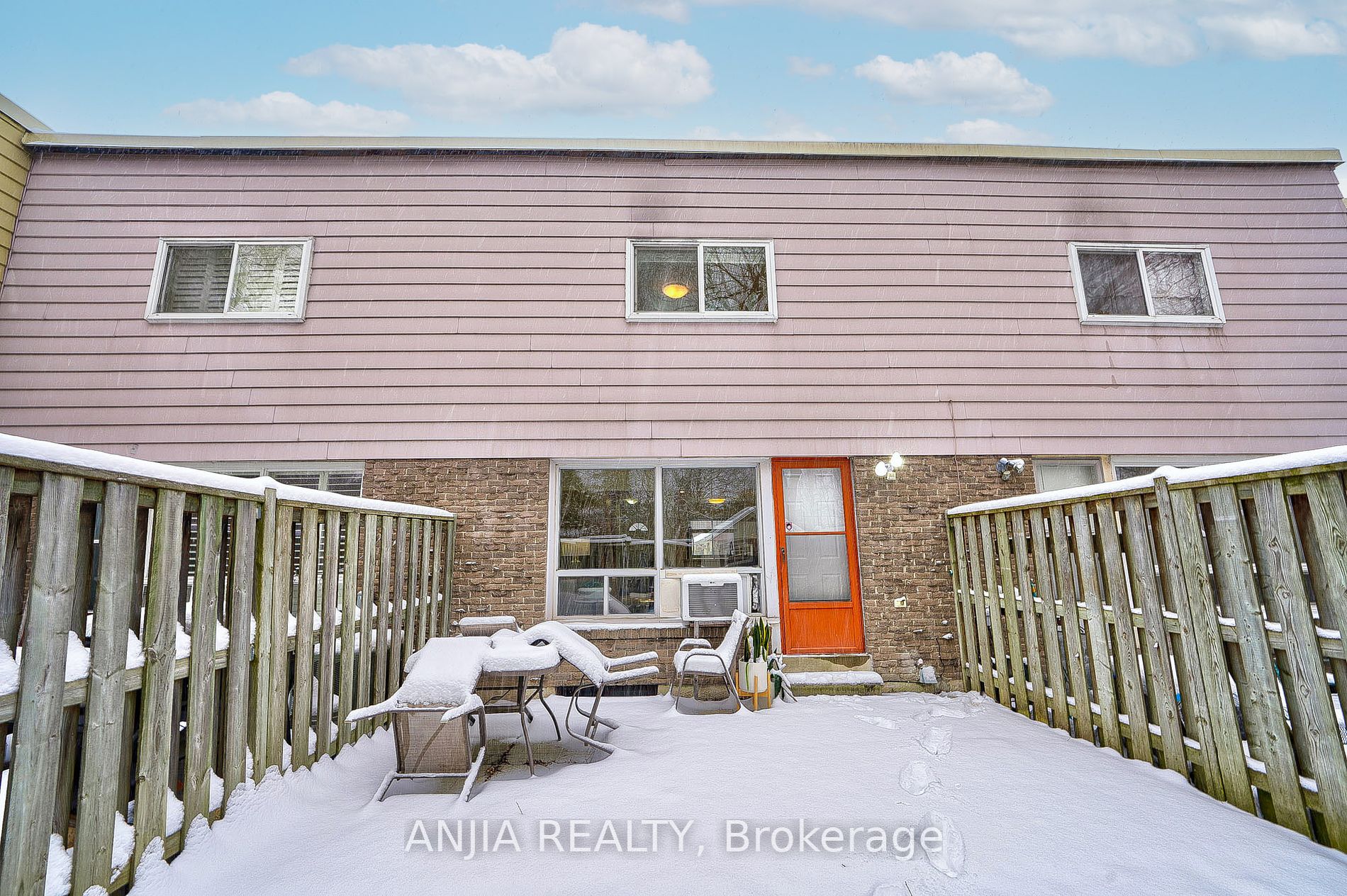 32 Thorny Vineway, #15