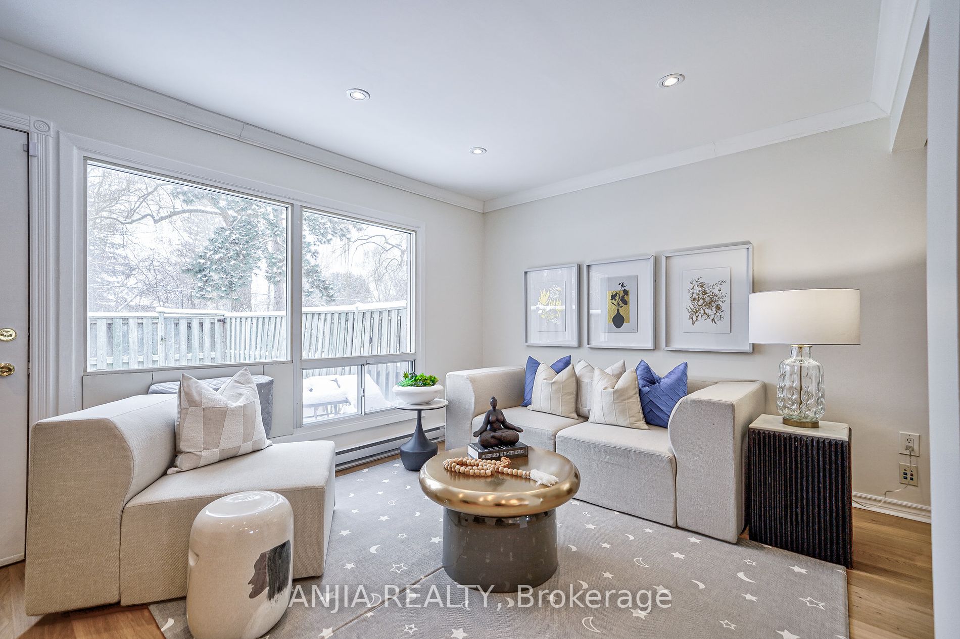 32 Thorny Vineway, #15