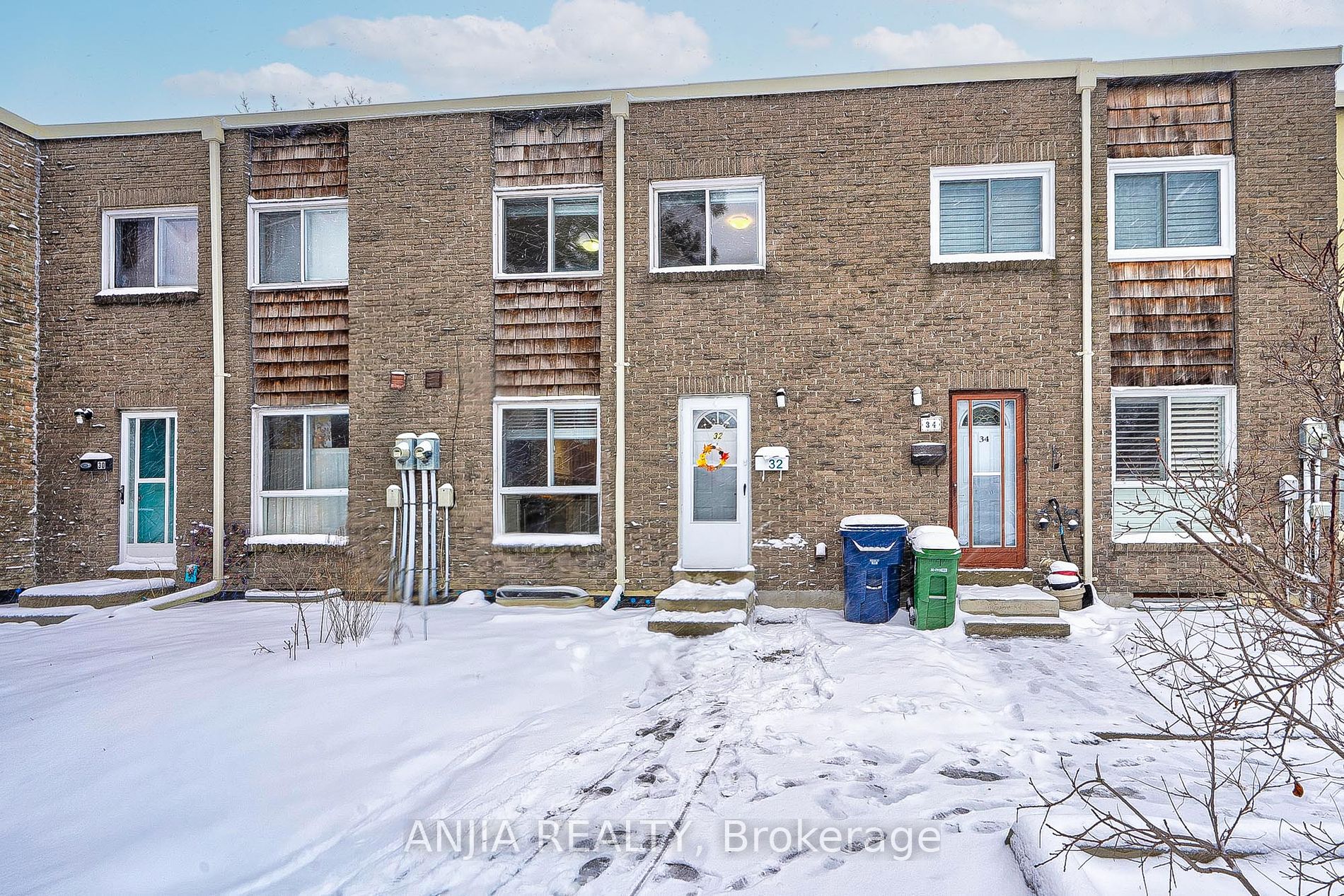 32 Thorny Vineway, #15