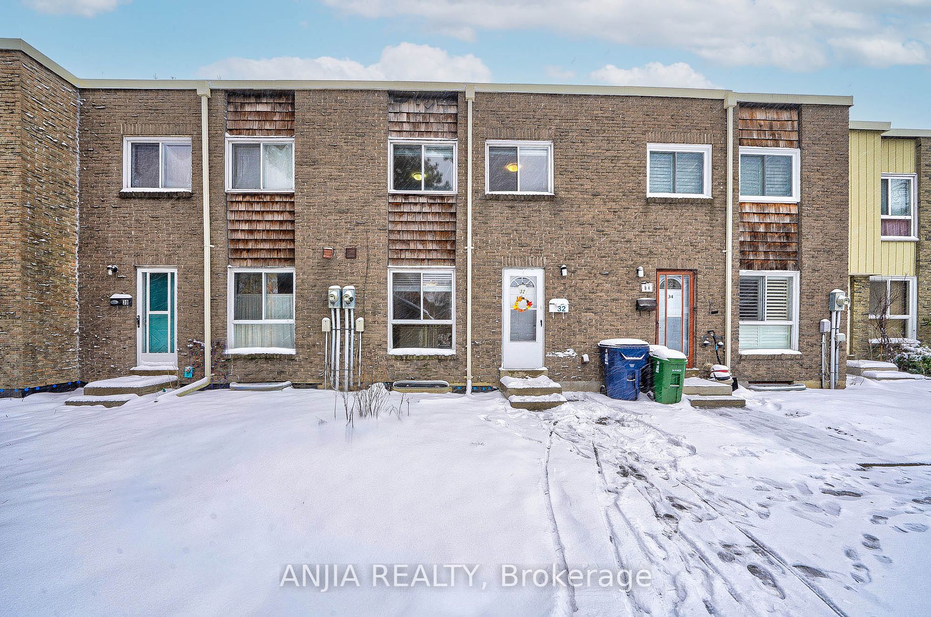 32 Thorny Vineway, #15