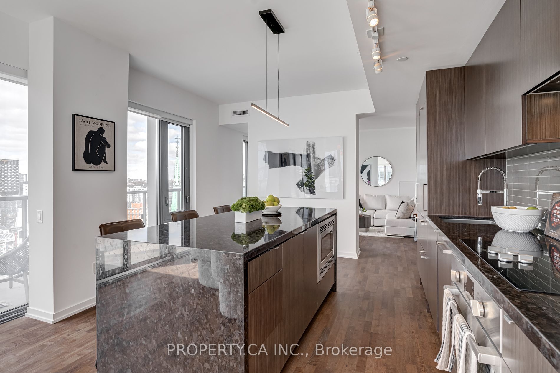 60 Colborne St, #2503