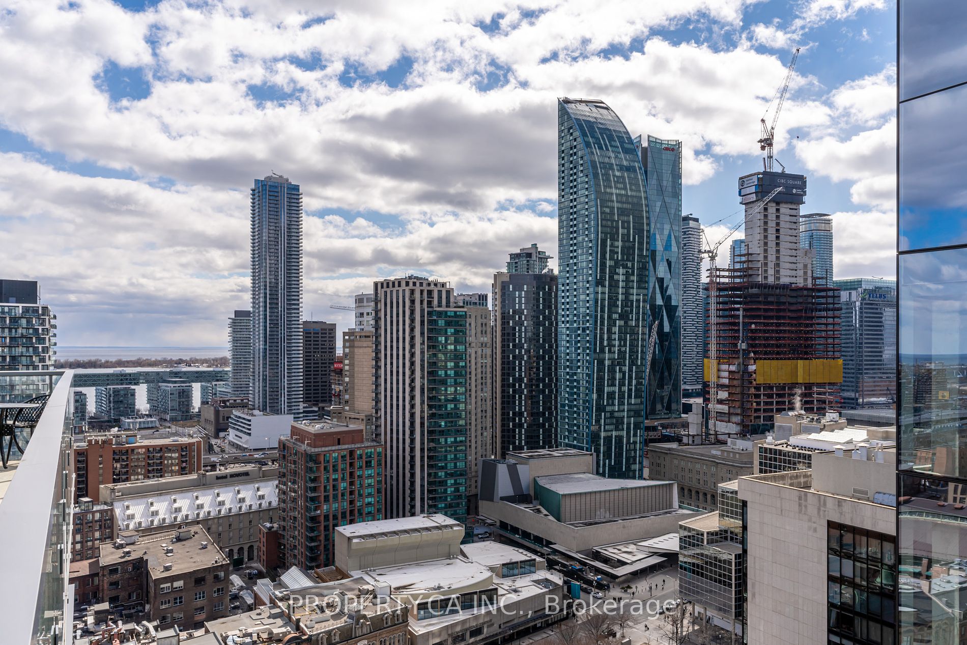 60 Colborne St, #2503