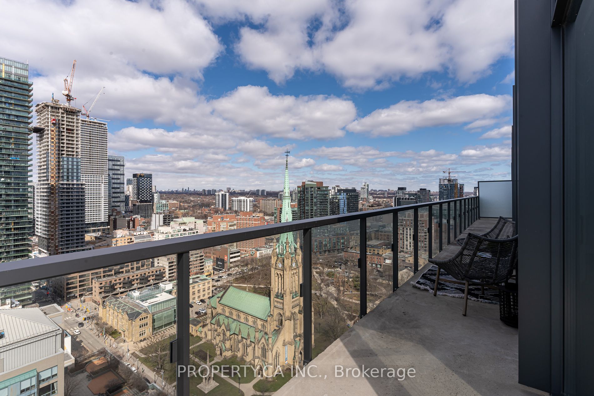 60 Colborne St, #2503
