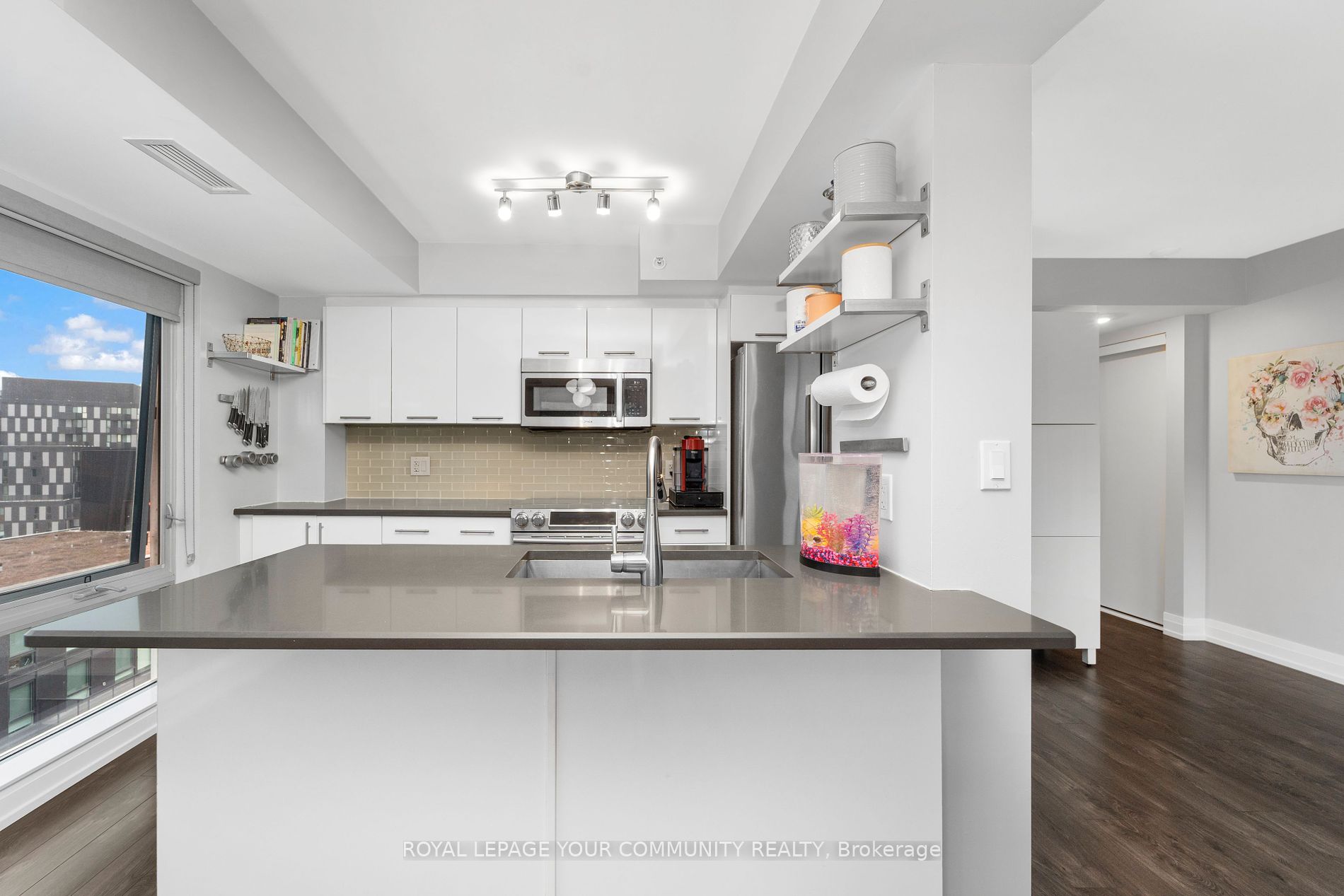 555 Wilson Ave, #1107E