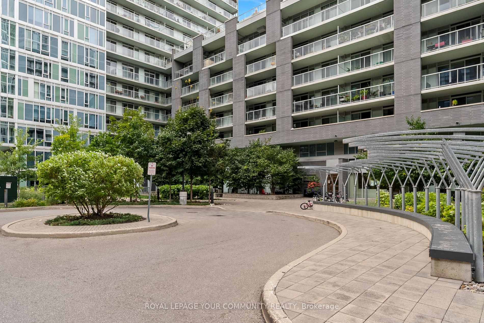 555 Wilson Ave, #1107E
