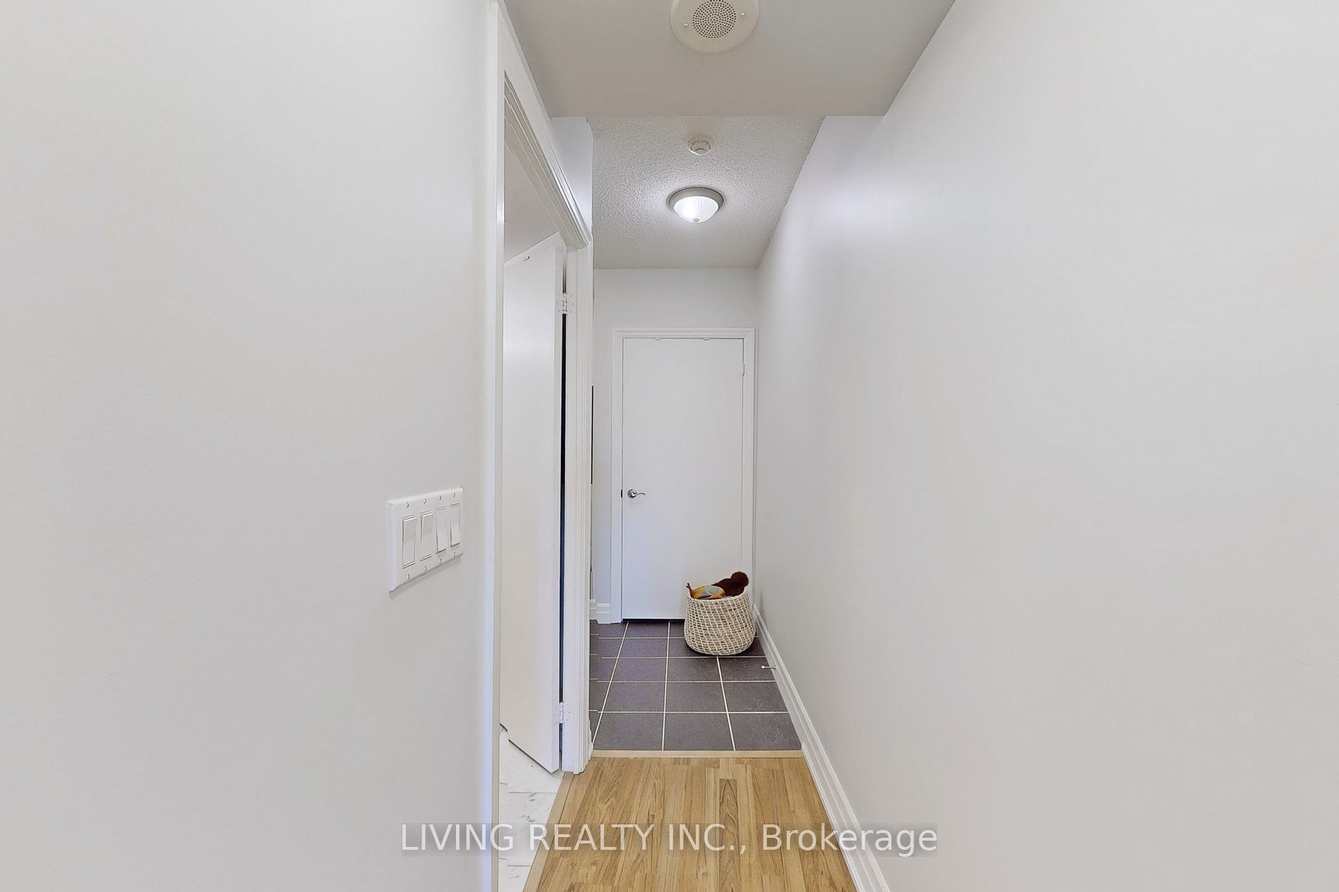 8 Scollard Street, #411