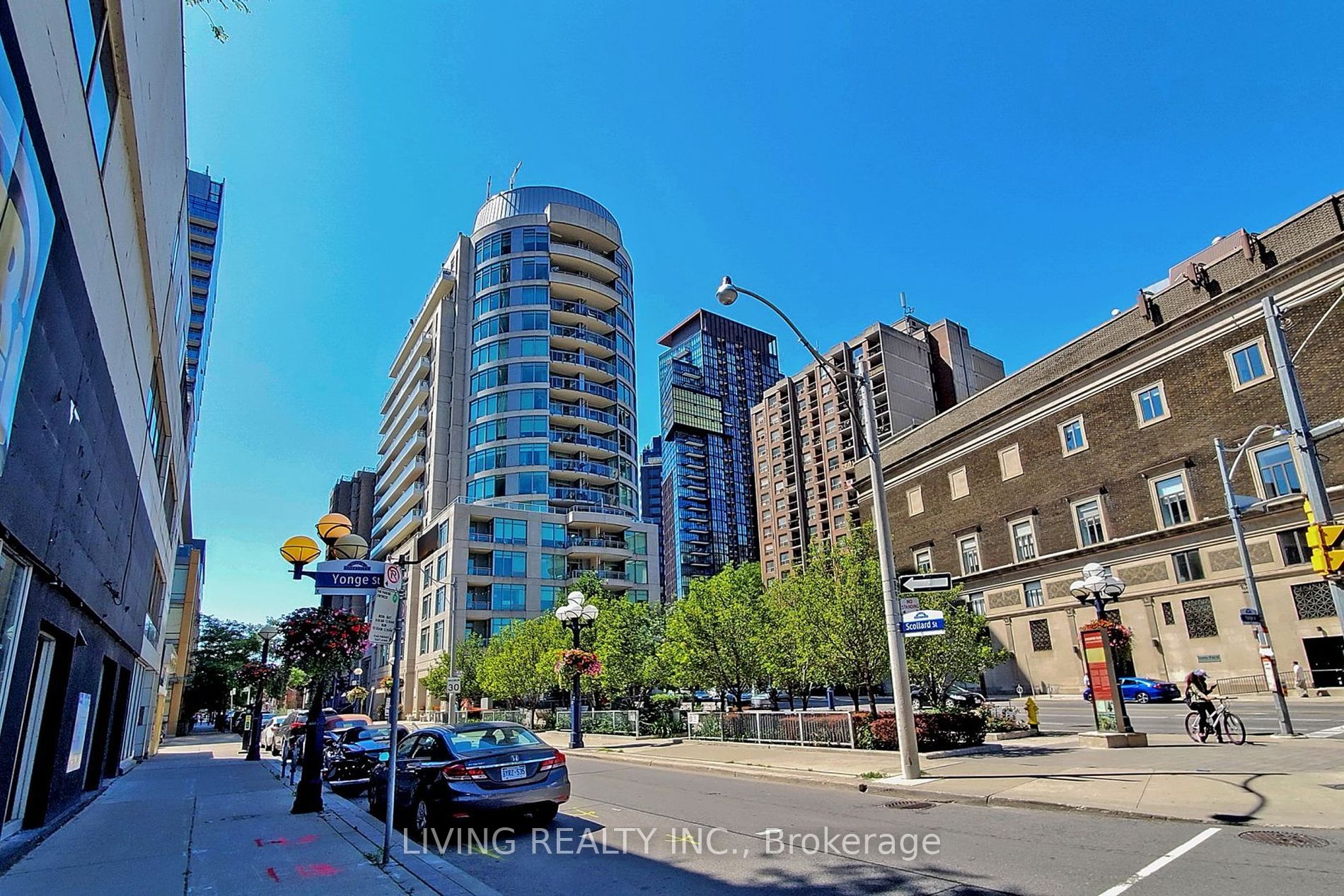 8 Scollard Street, #411