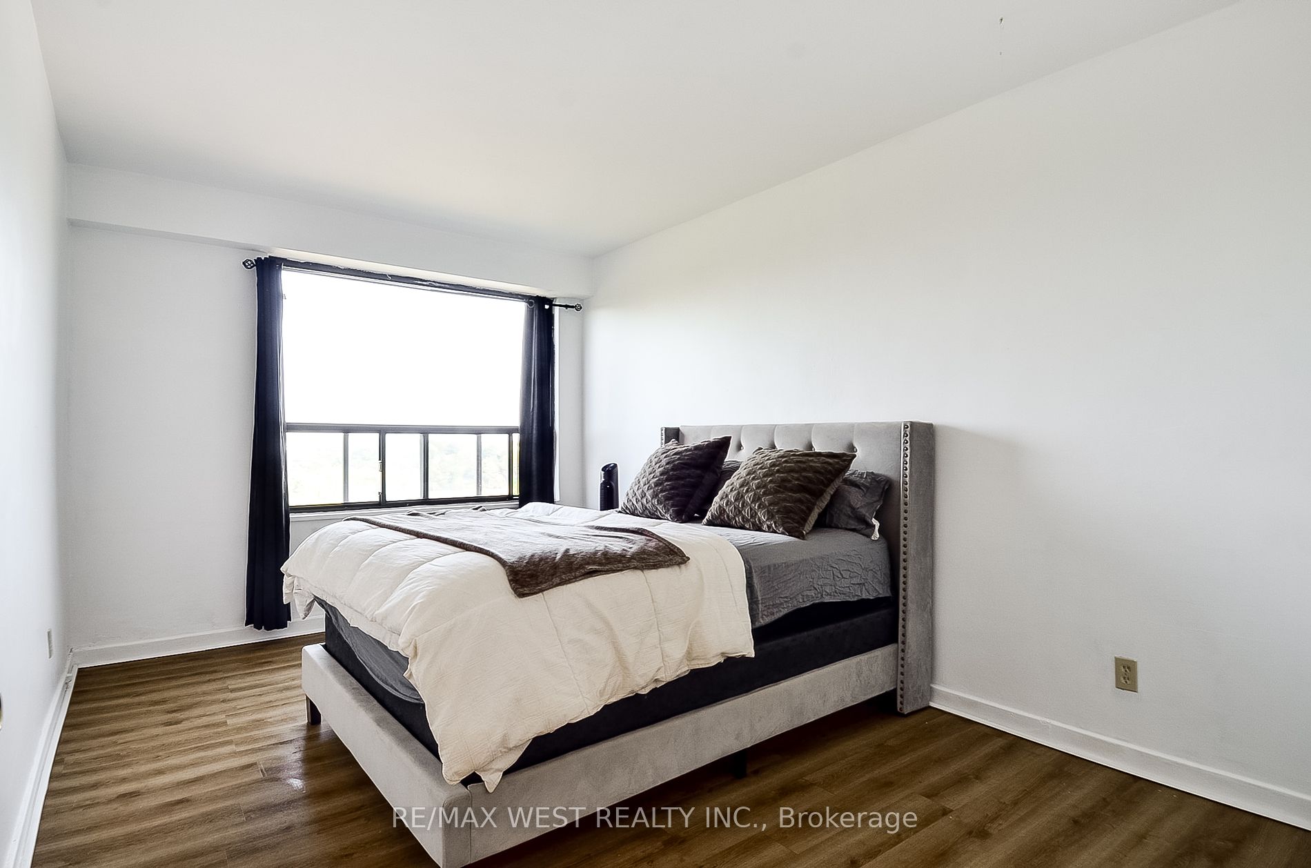 740 Eglinton Avenue W, #603