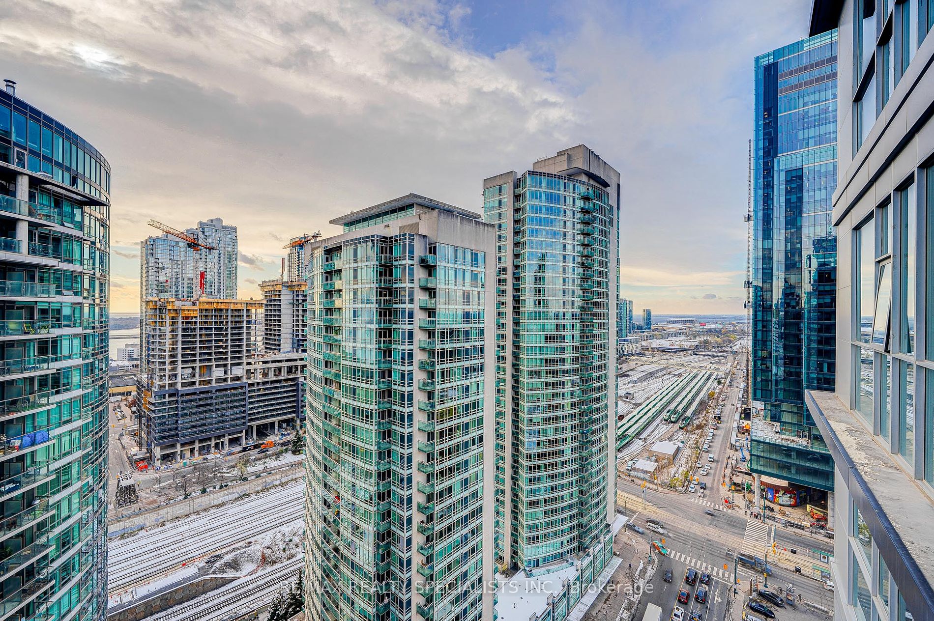 352 Front Street #2305