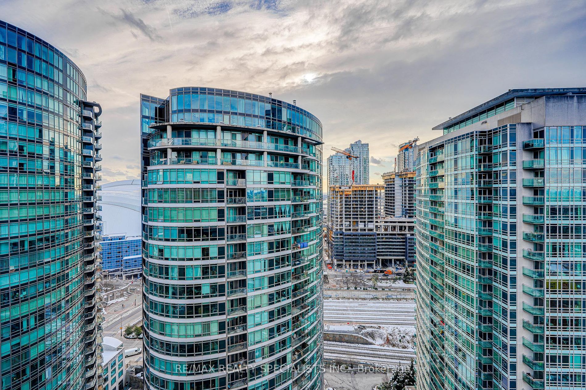 352 Front Street #2305