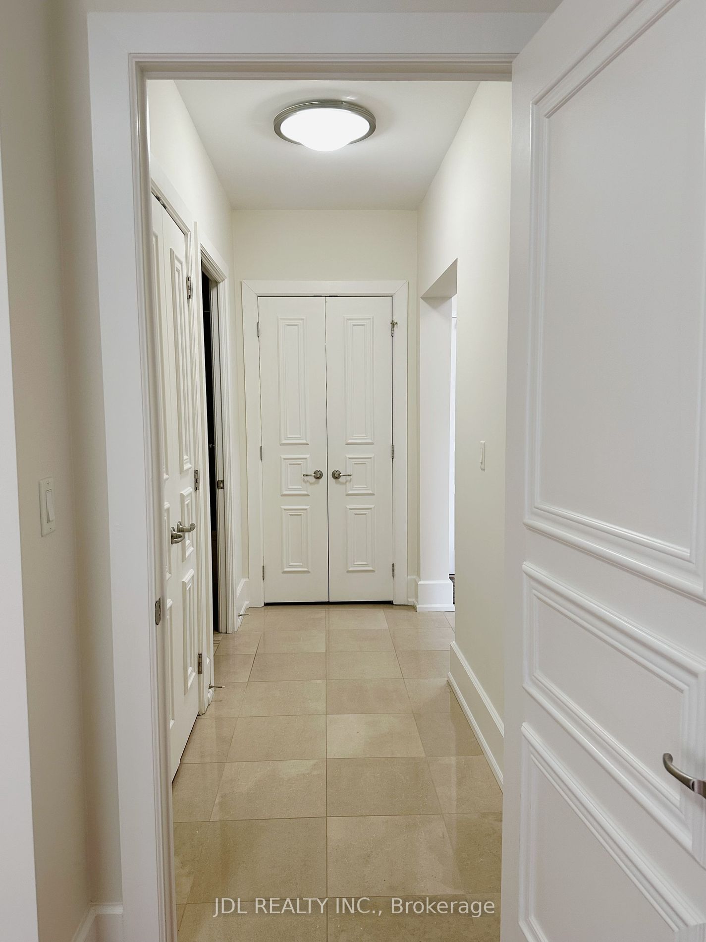 660 Sheppard Avenue E, #602B