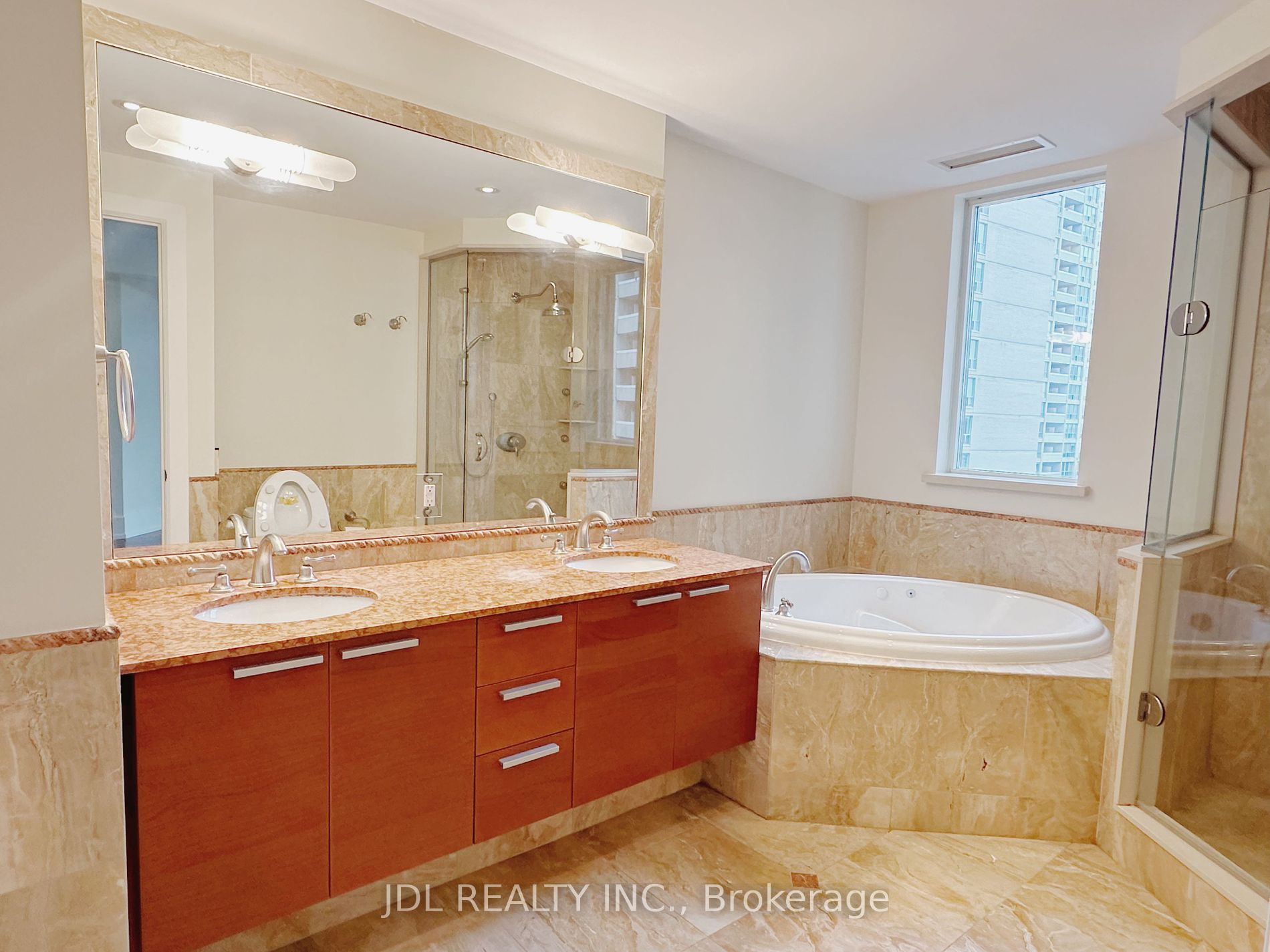 660 Sheppard Avenue E, #602B