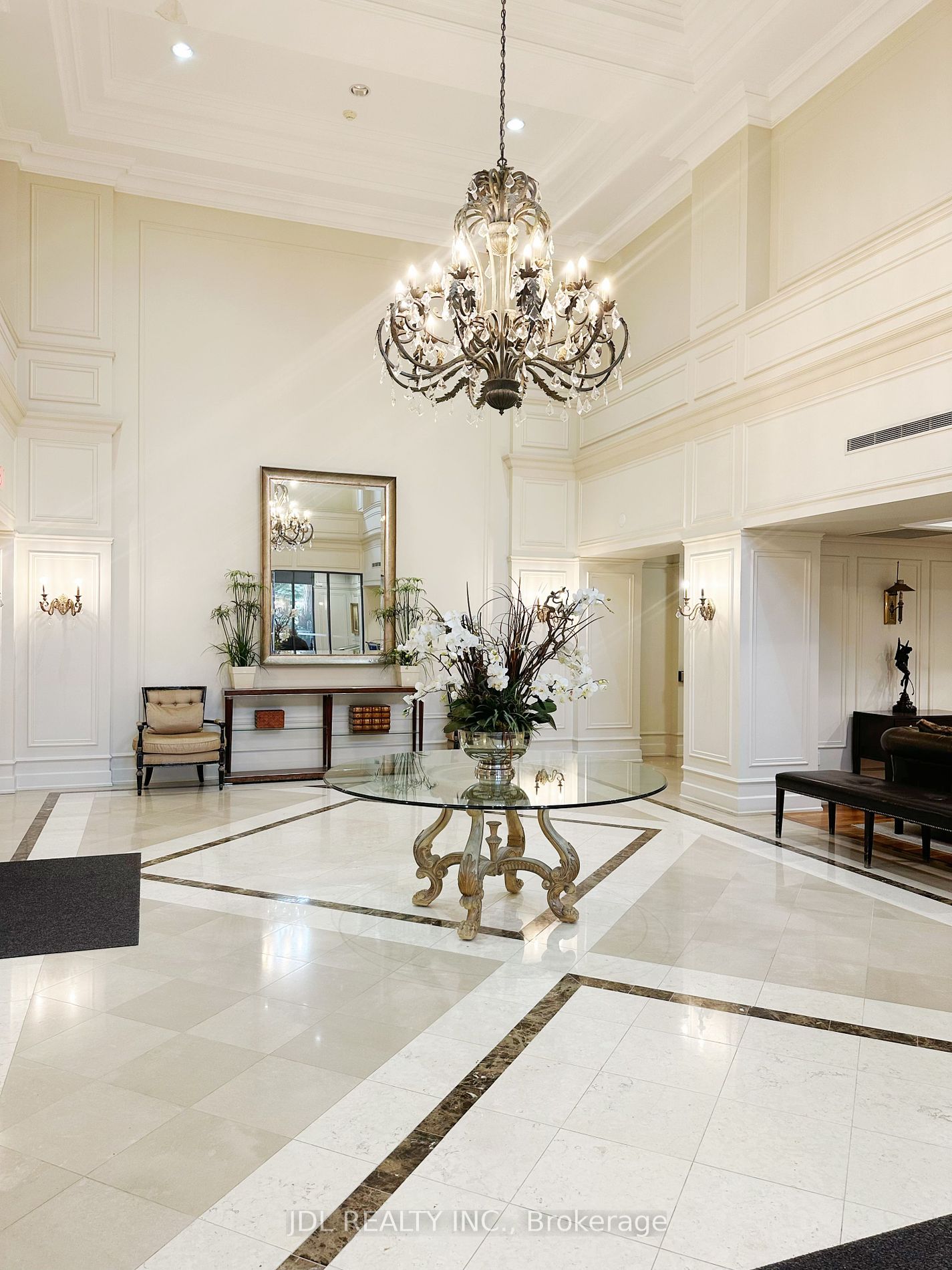 660 Sheppard Avenue E, #602B