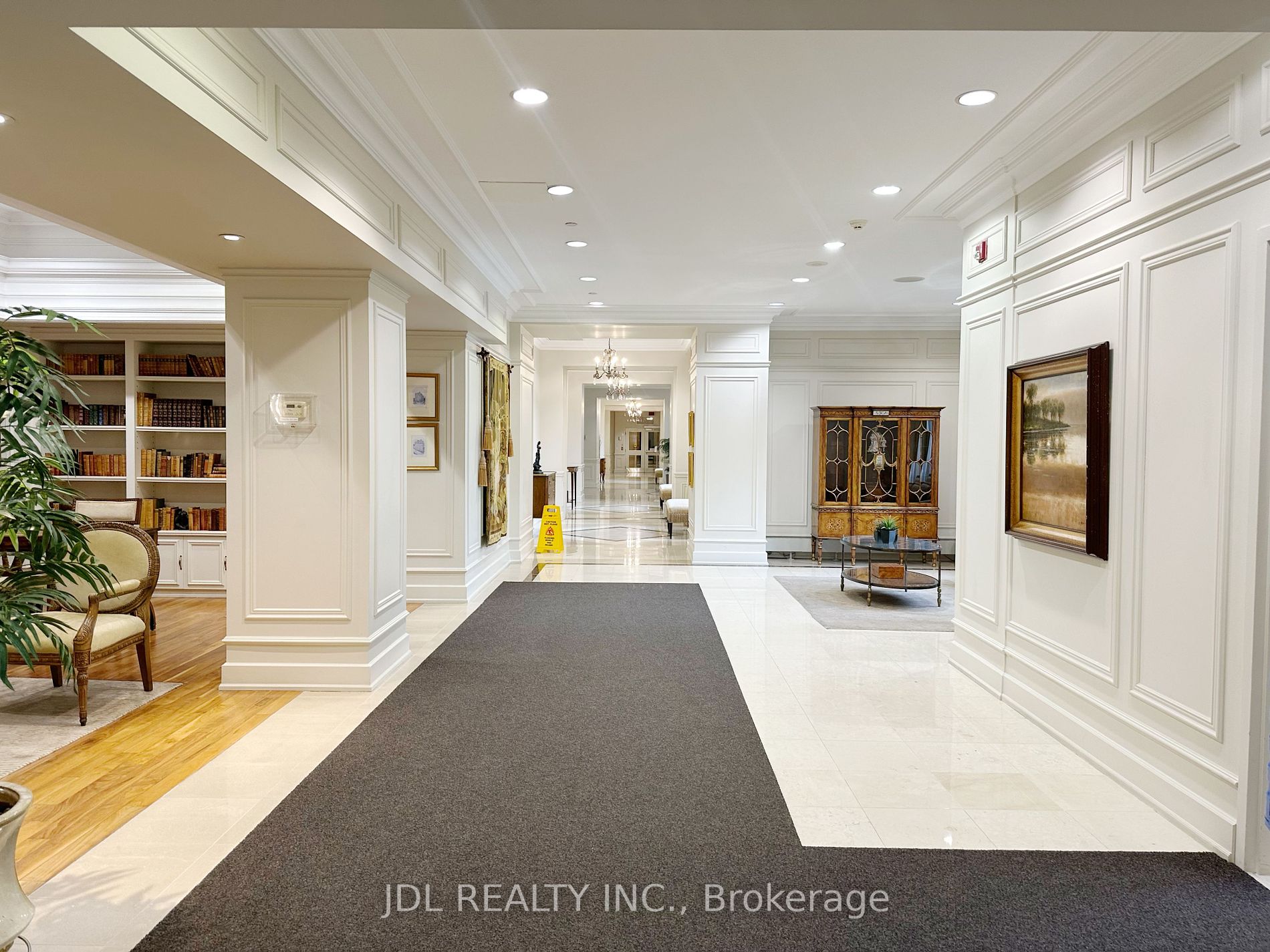 660 Sheppard Avenue E, #602B