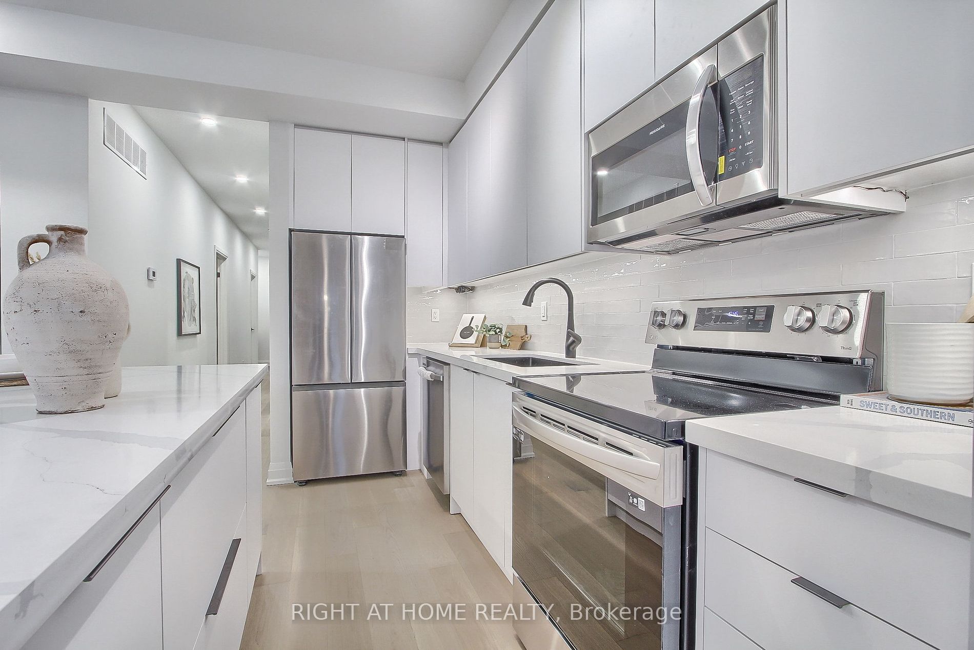 1201 Dovercourt Road #Unit 2