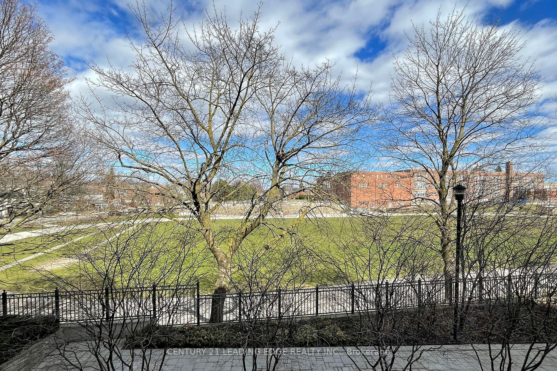 485 Rosewell Avenue, #212
