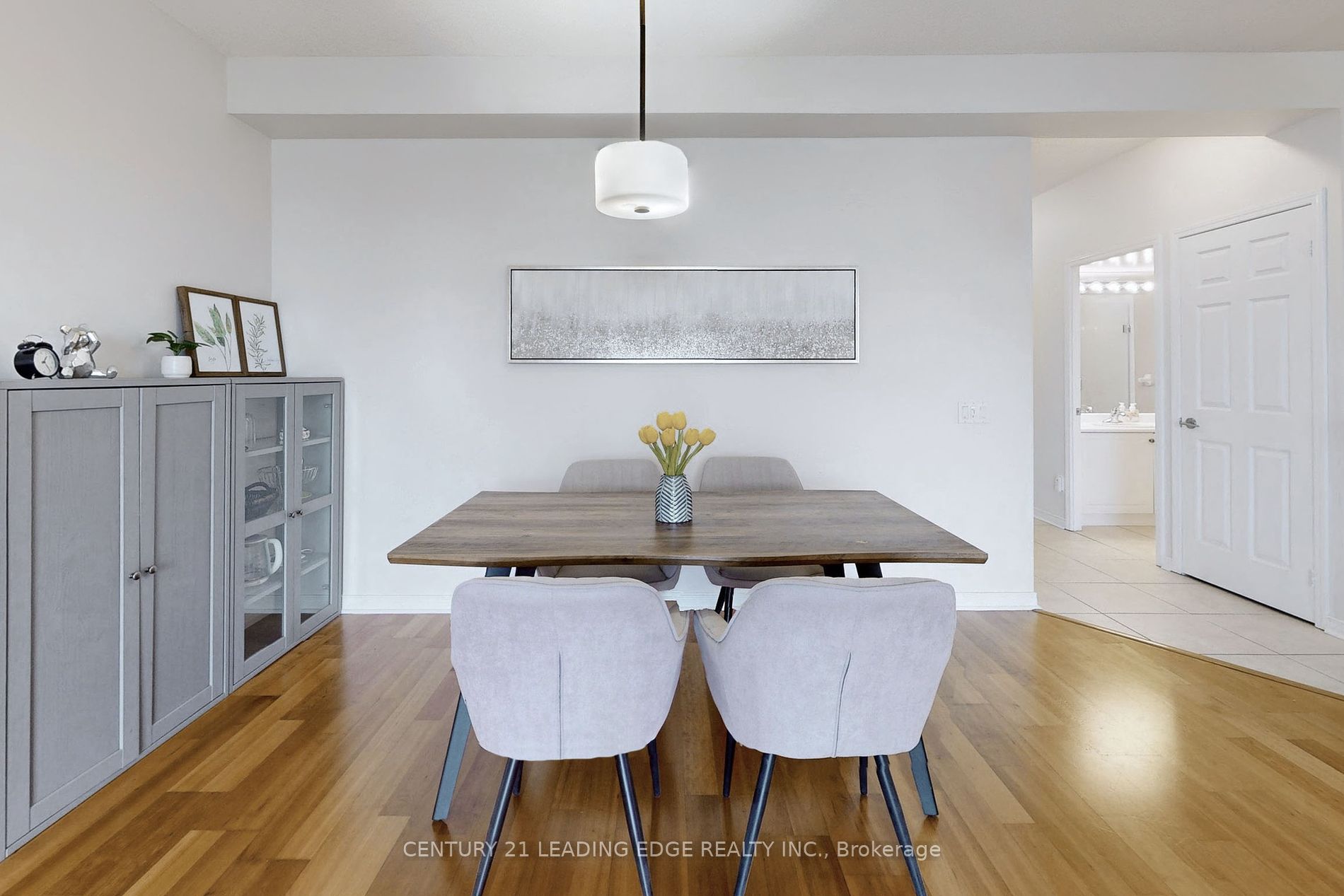 485 Rosewell Avenue, #212