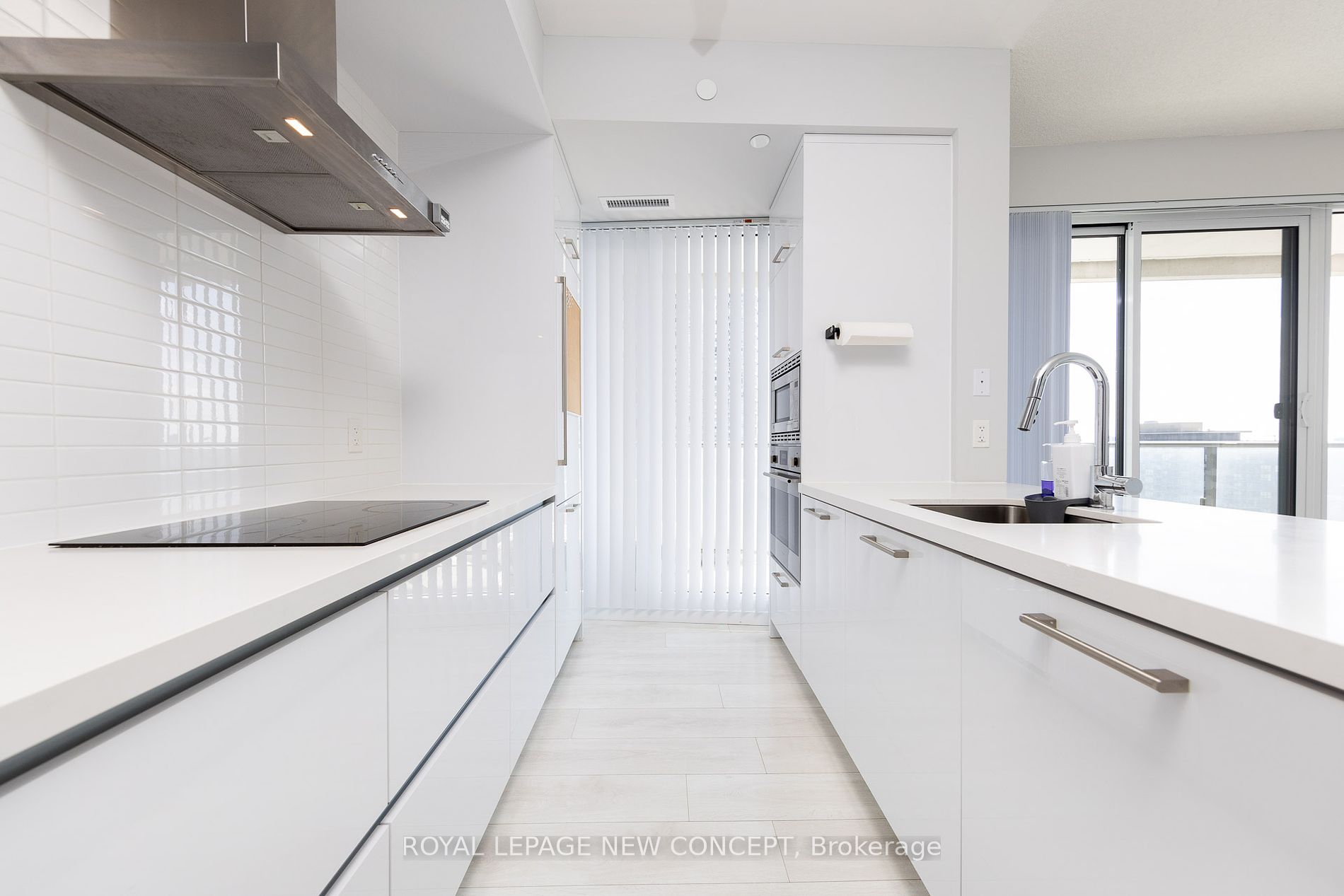 2221 Yonge Street, #1408