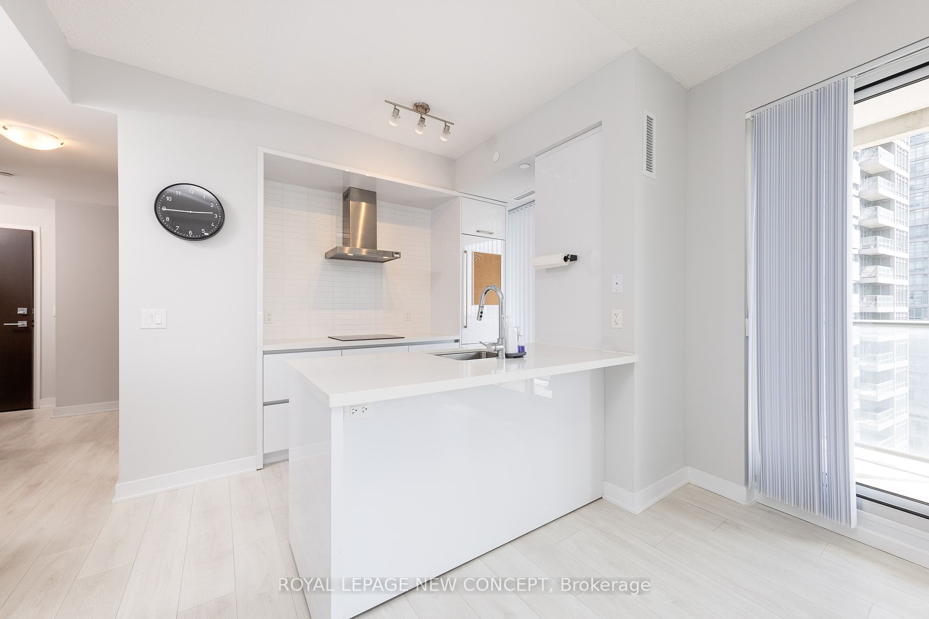 2221 Yonge Street, #1408