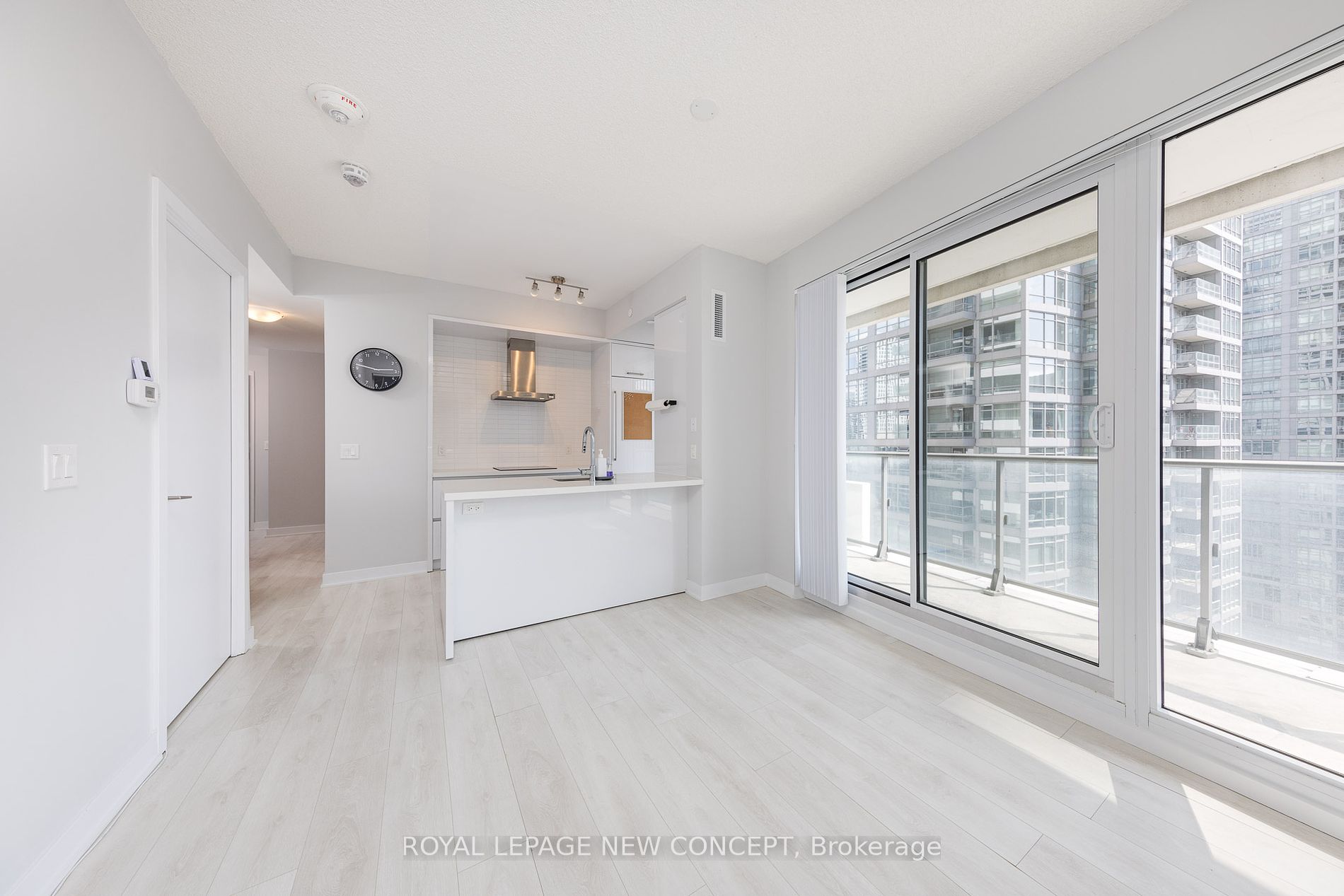 2221 Yonge Street, #1408