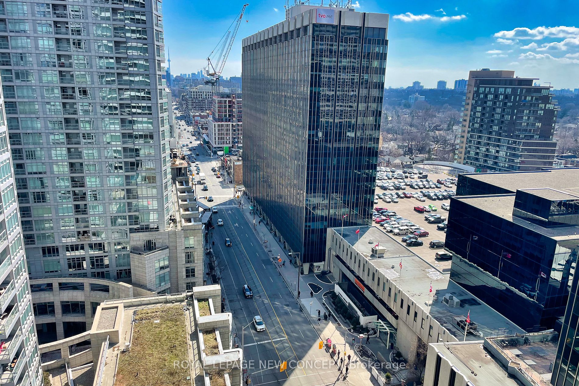 2221 Yonge Street, #1408