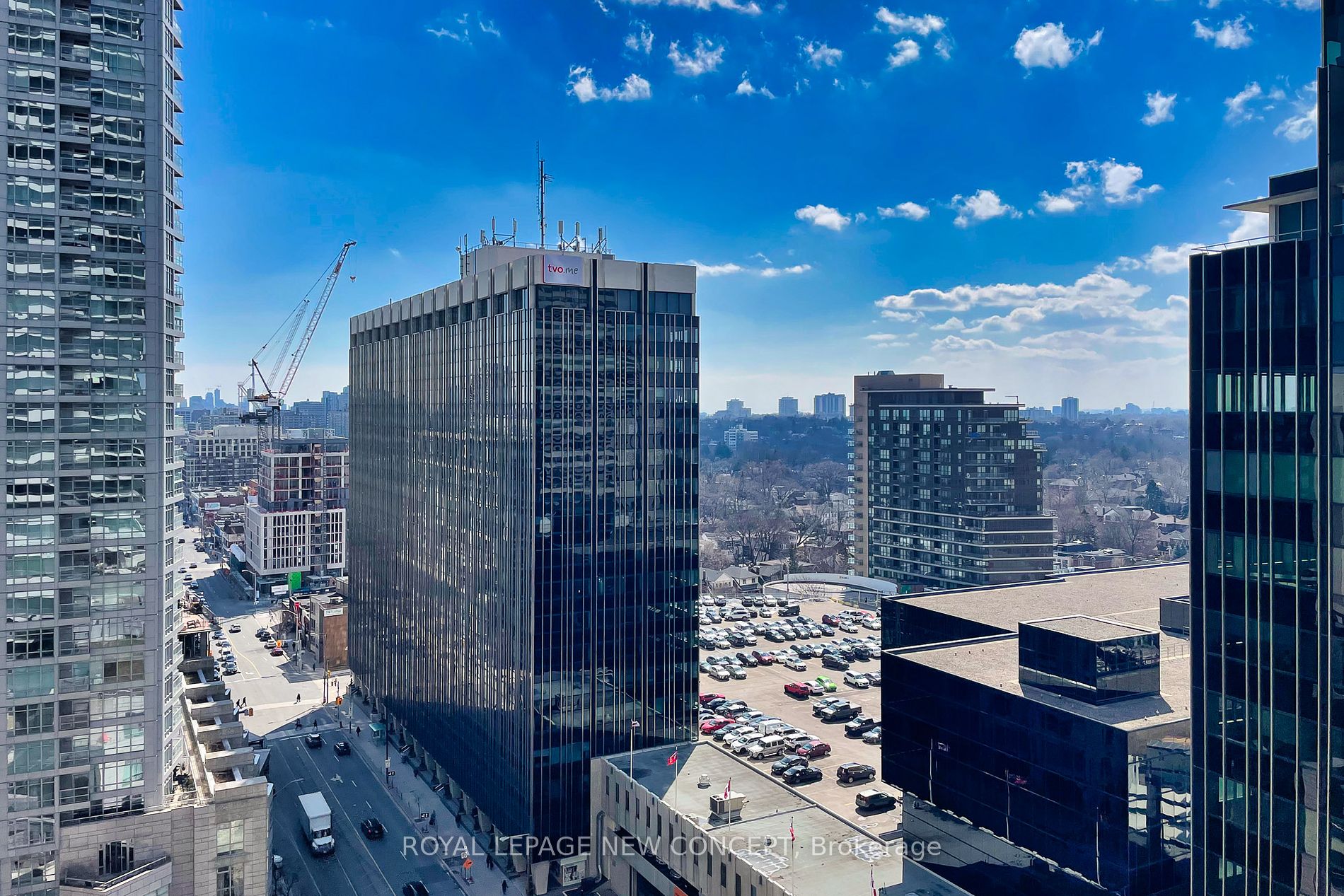 2221 Yonge Street, #1408