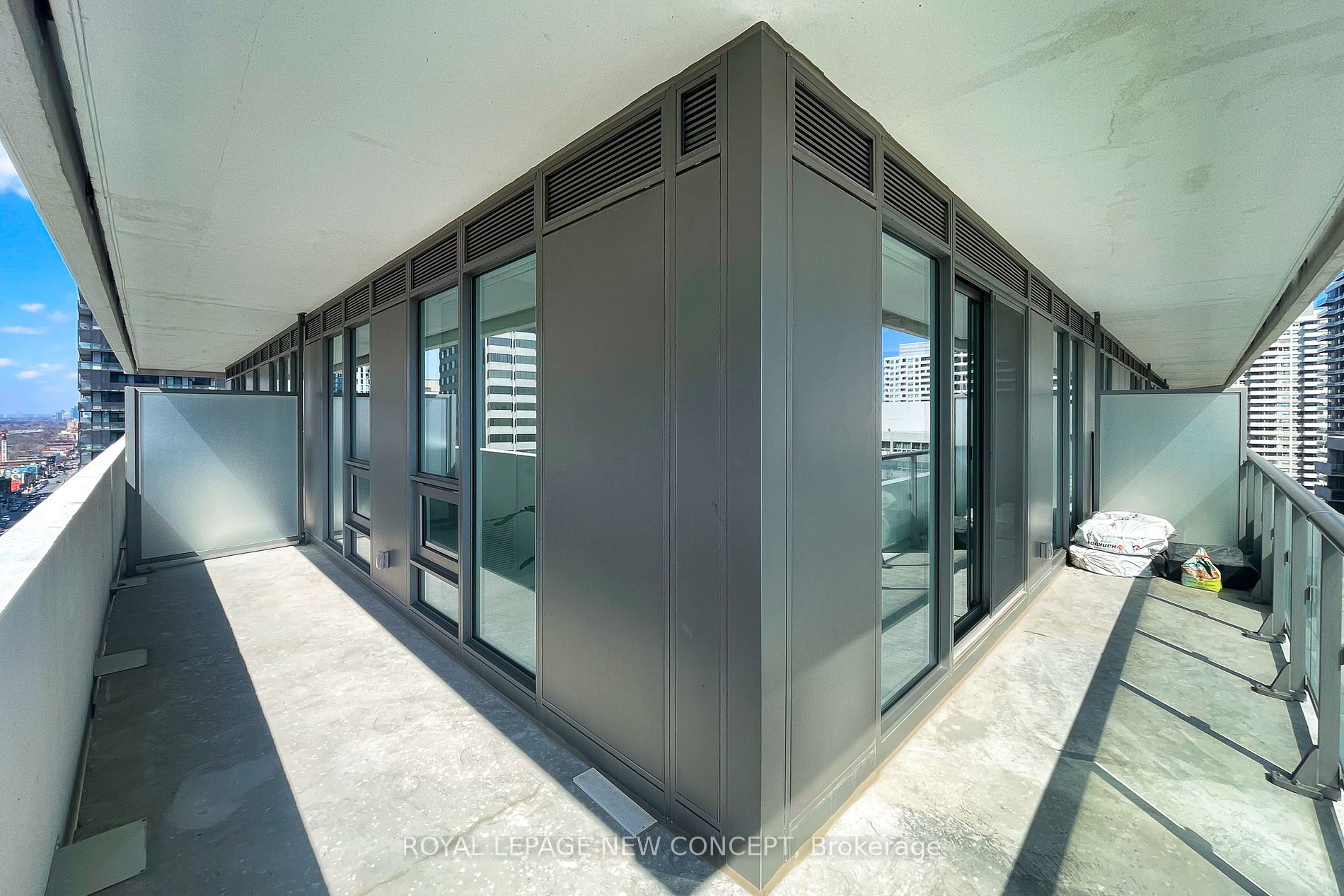 2221 Yonge Street, #1408