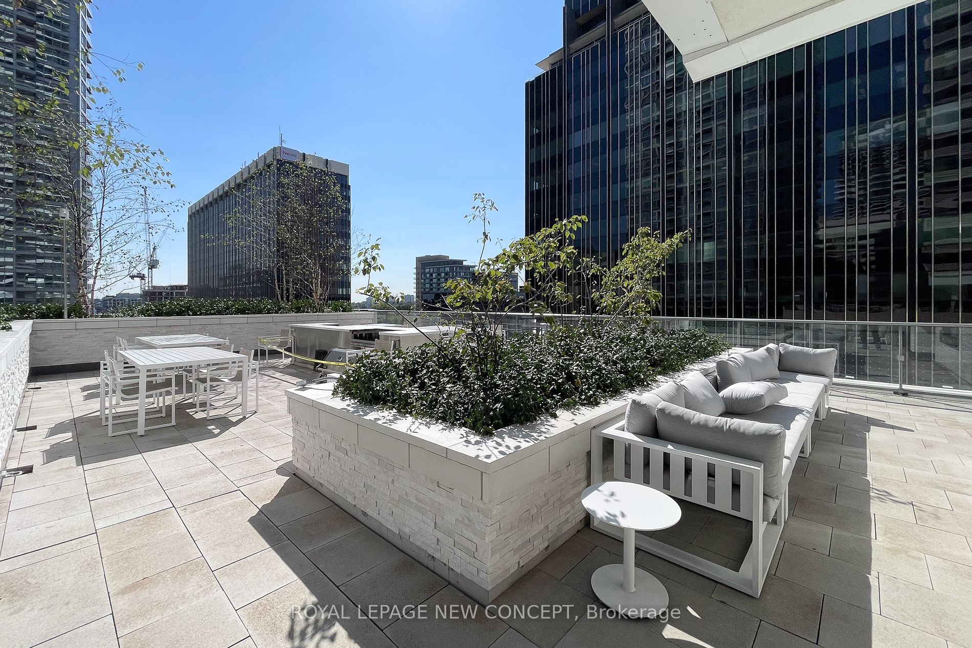 2221 Yonge Street, #1408