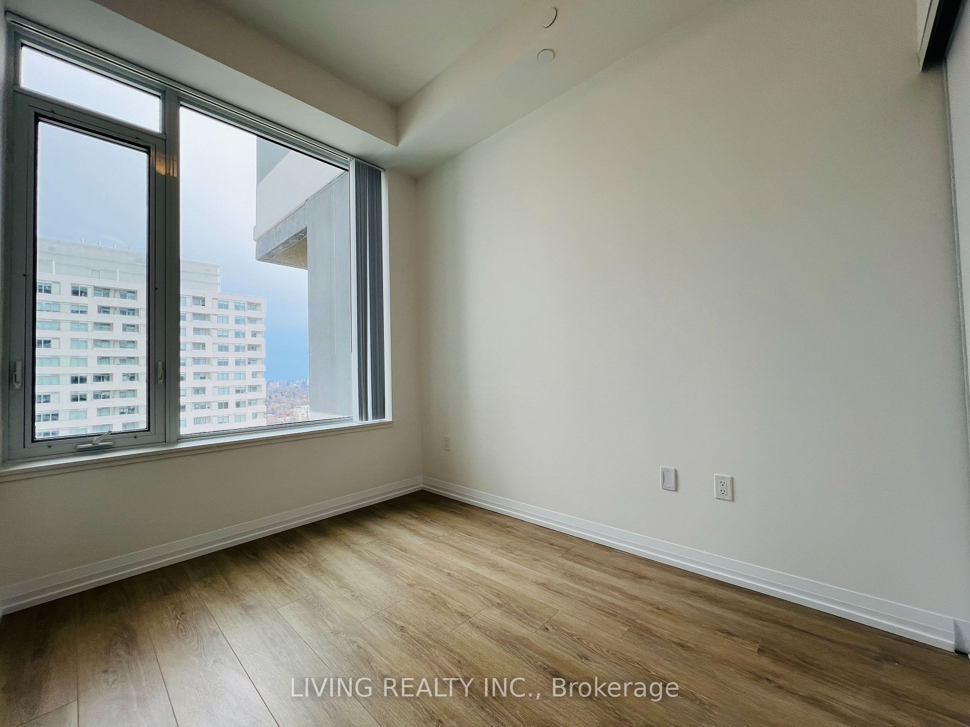 25 Holly Street #2305