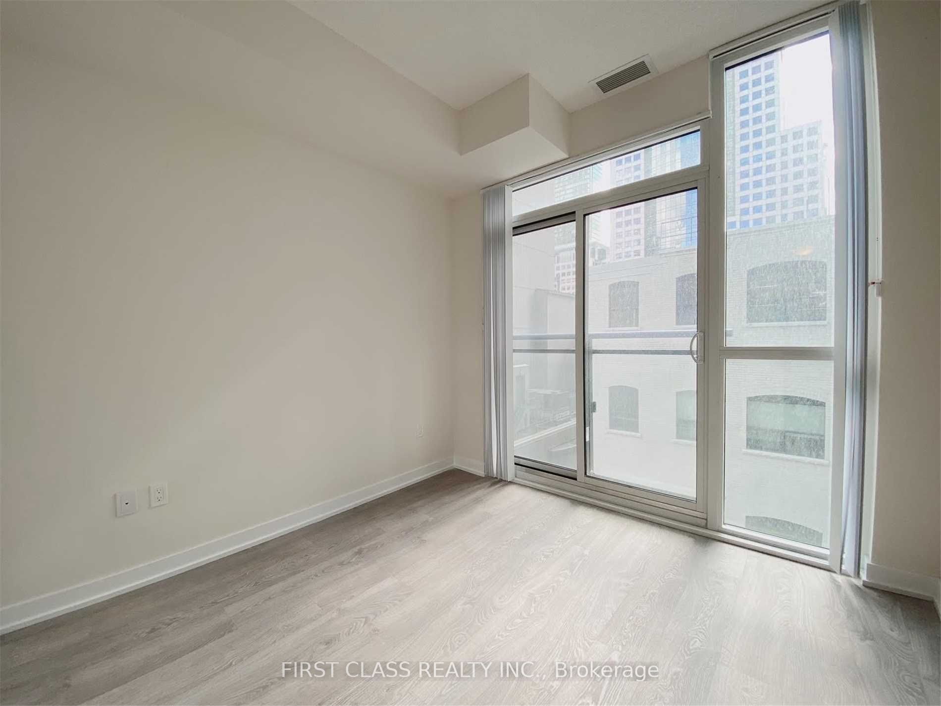 99 John Street #402