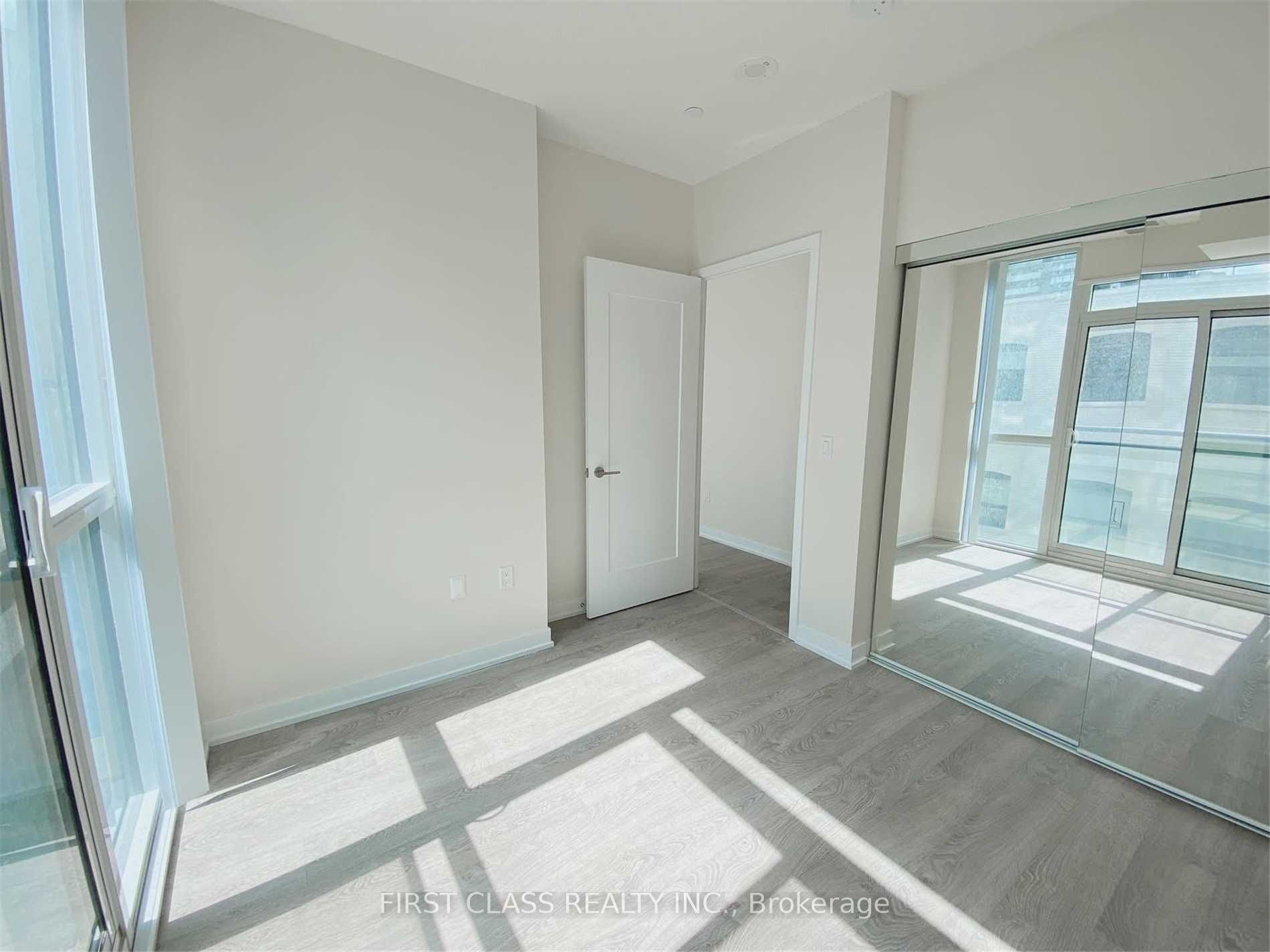 99 John Street #402