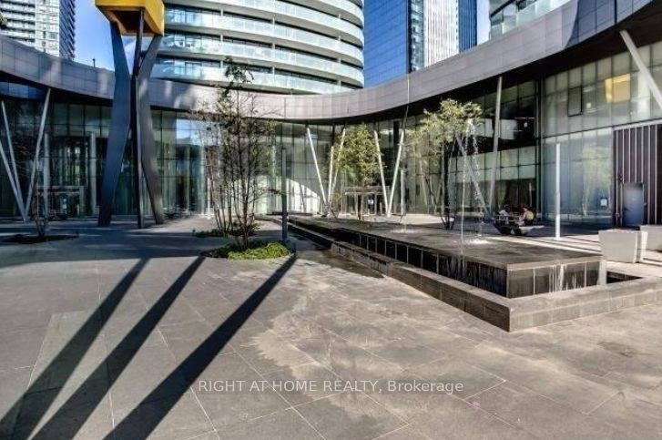 14 York Street #708