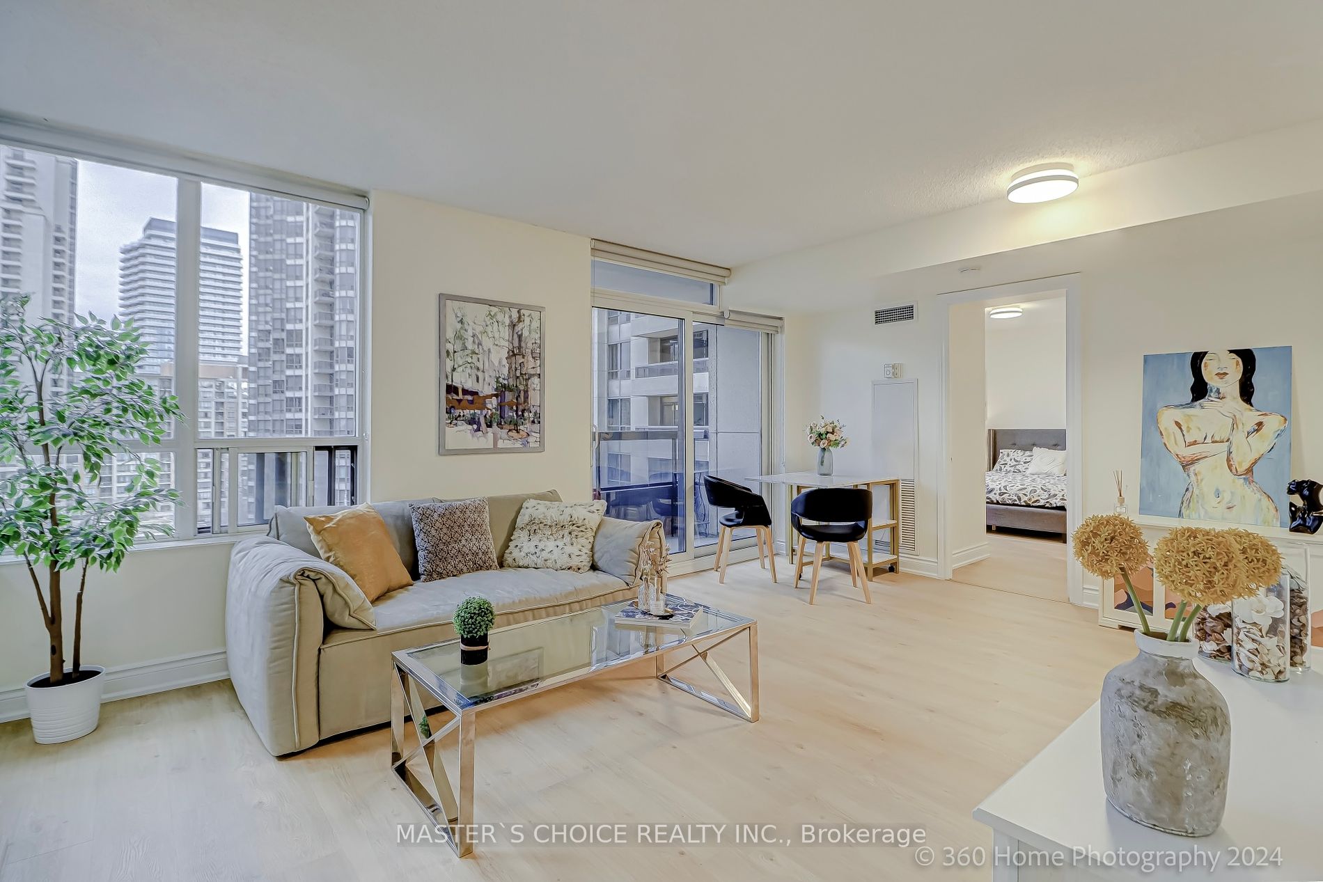 15 Northtown Way, #1228